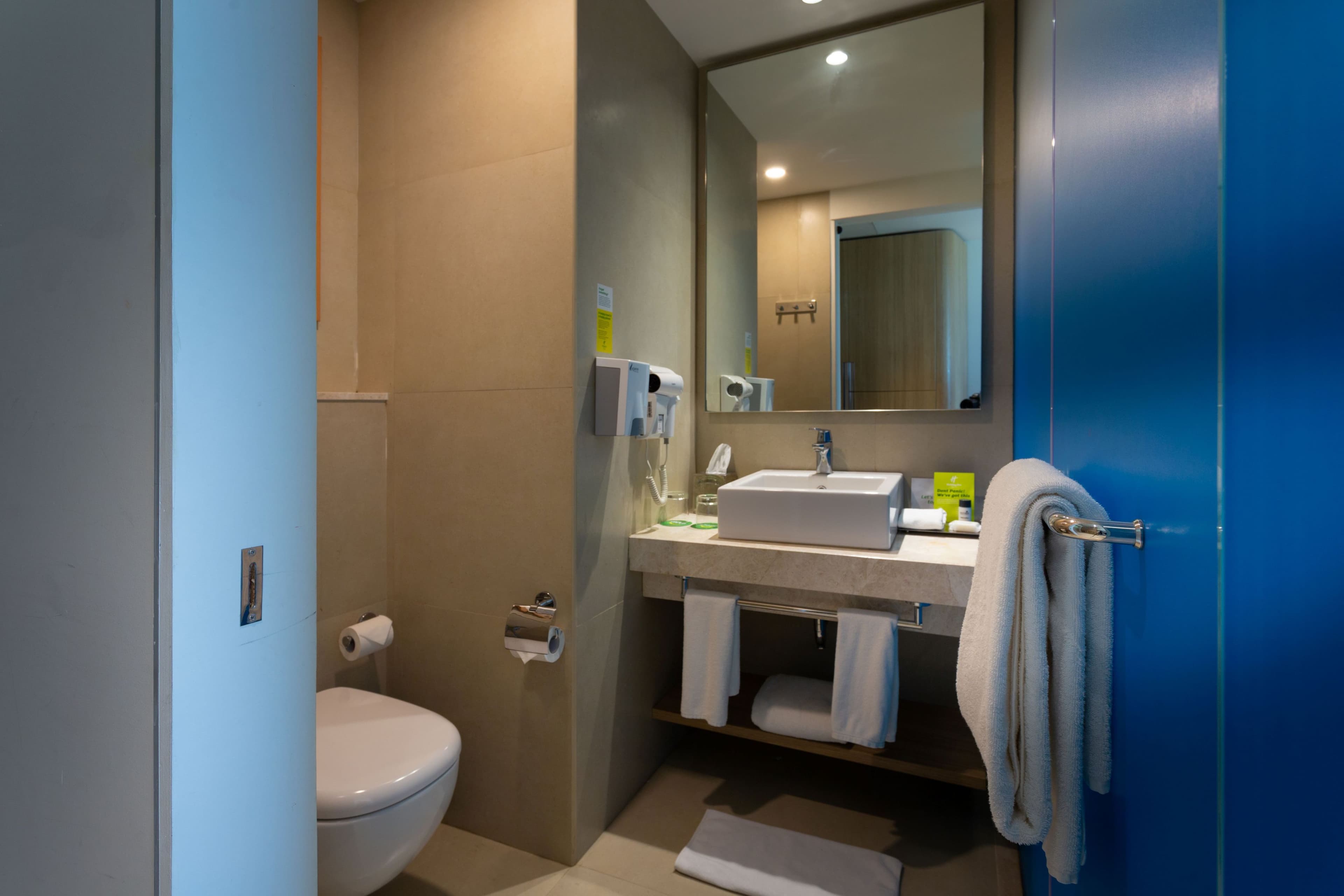Holiday Inn Bengaluru Racecourse - Image 3