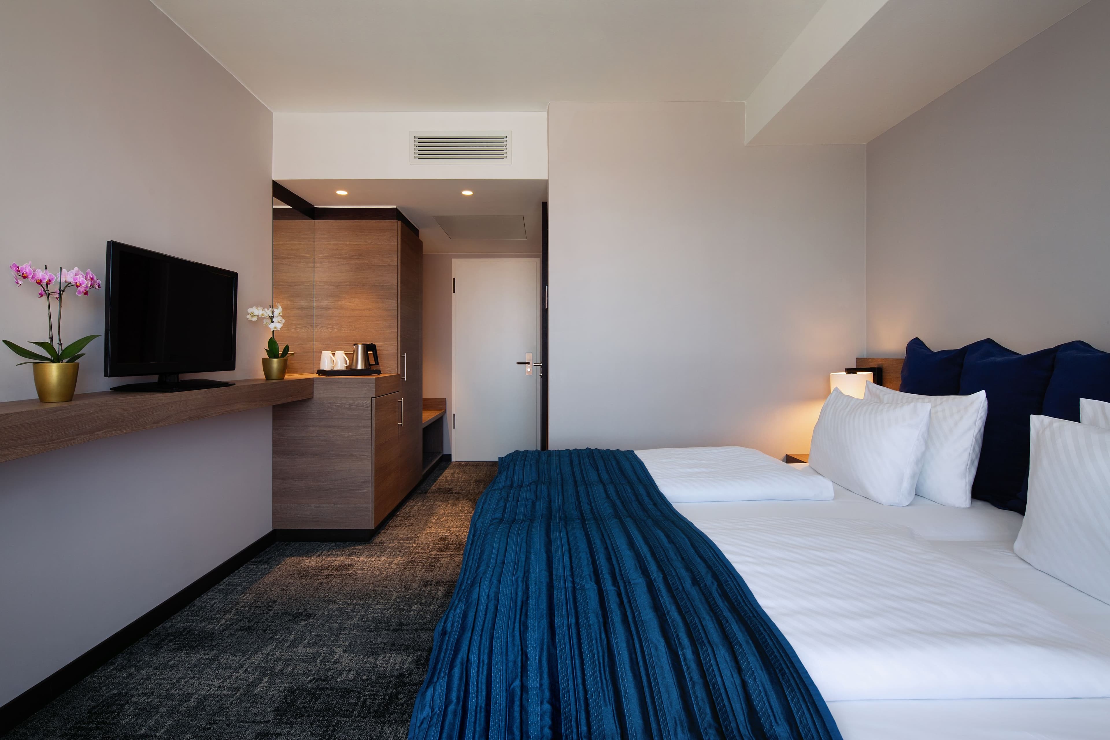 Standard Room - Image 5