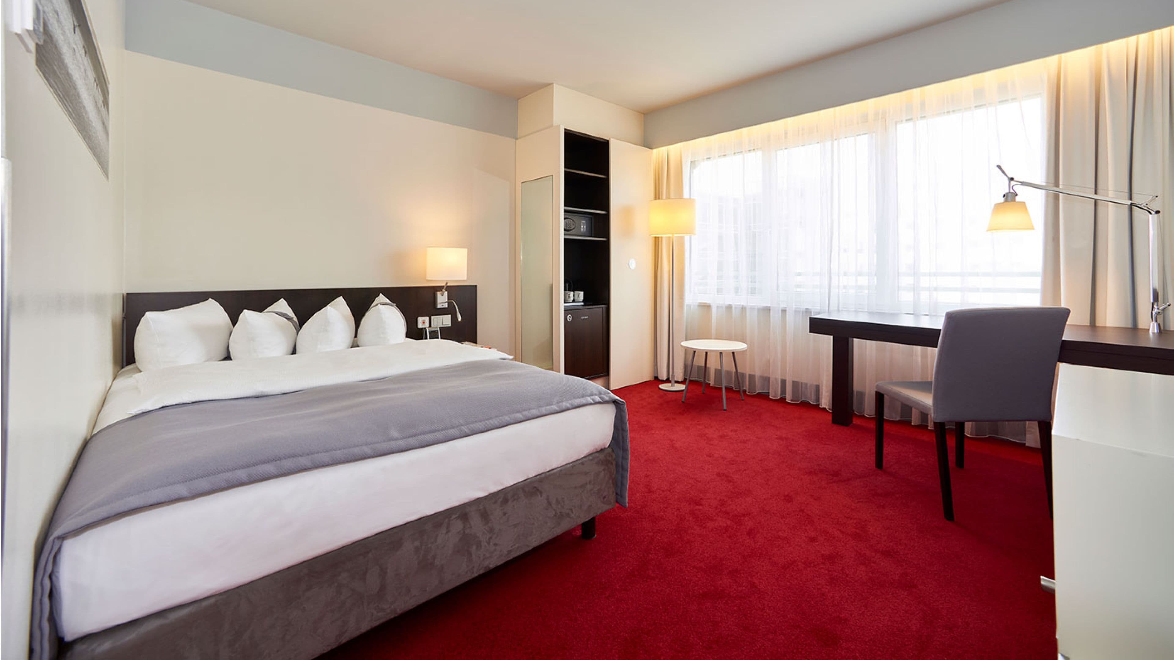 Holiday Inn Berlin Airport - Conf Centre — 11