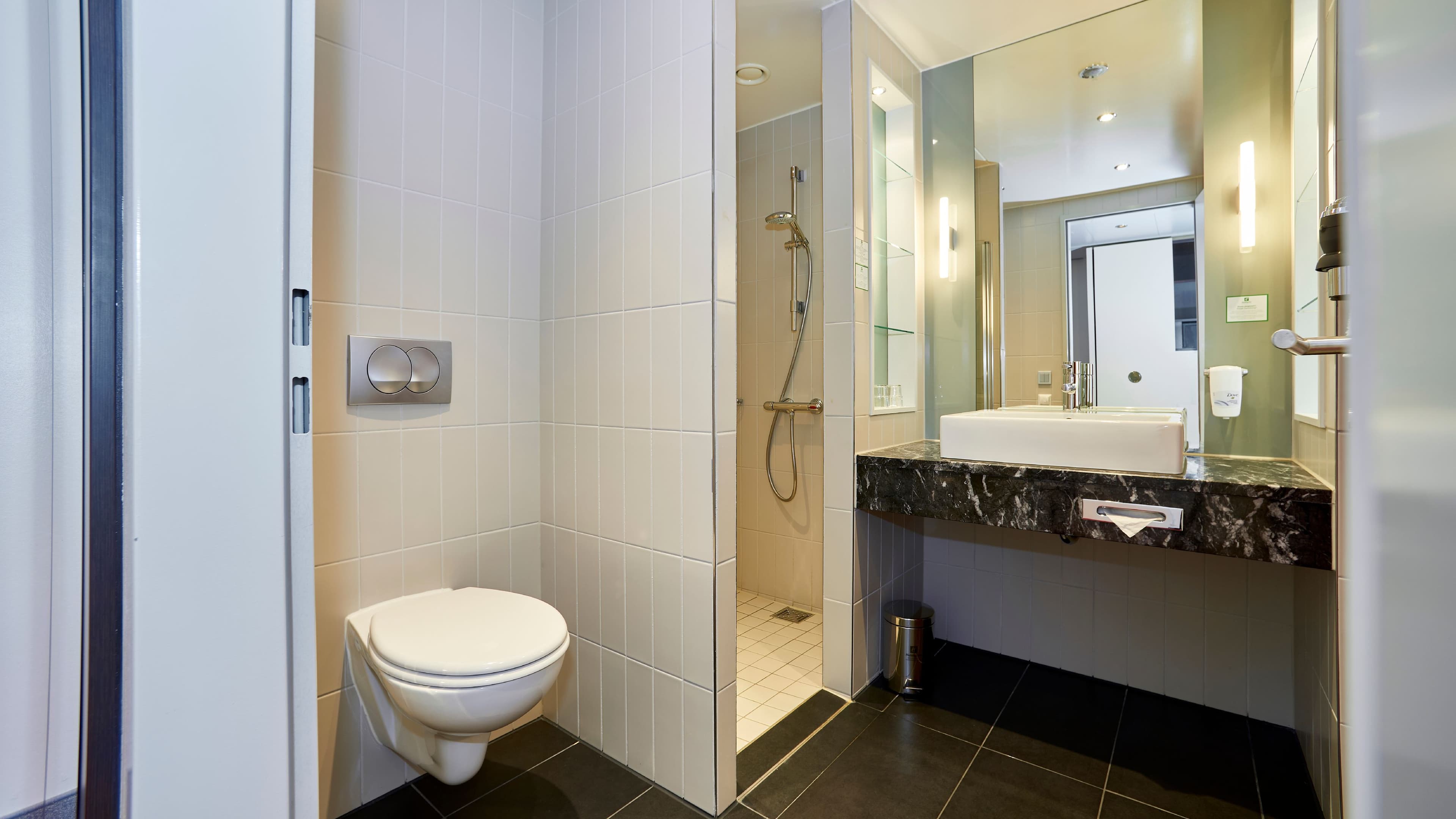 Holiday Inn Berlin Airport - Conf Centre — 10