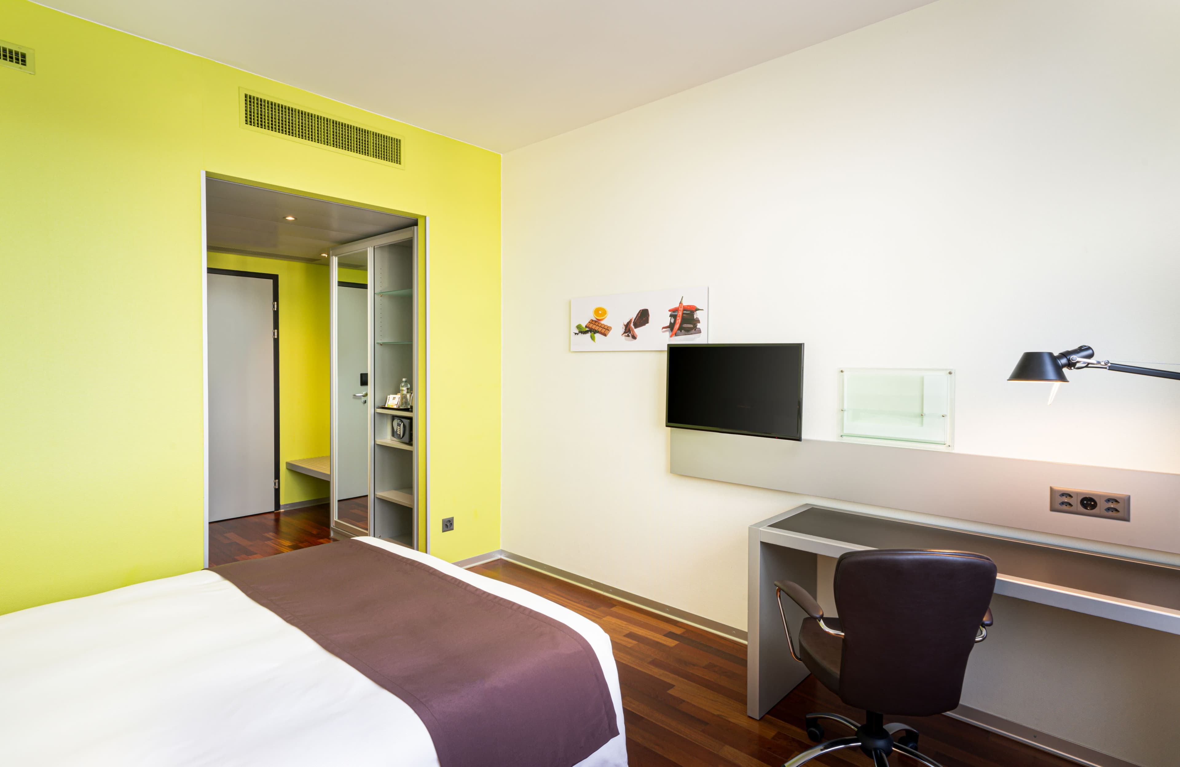 Holiday Inn Bern - Westside - Image 2