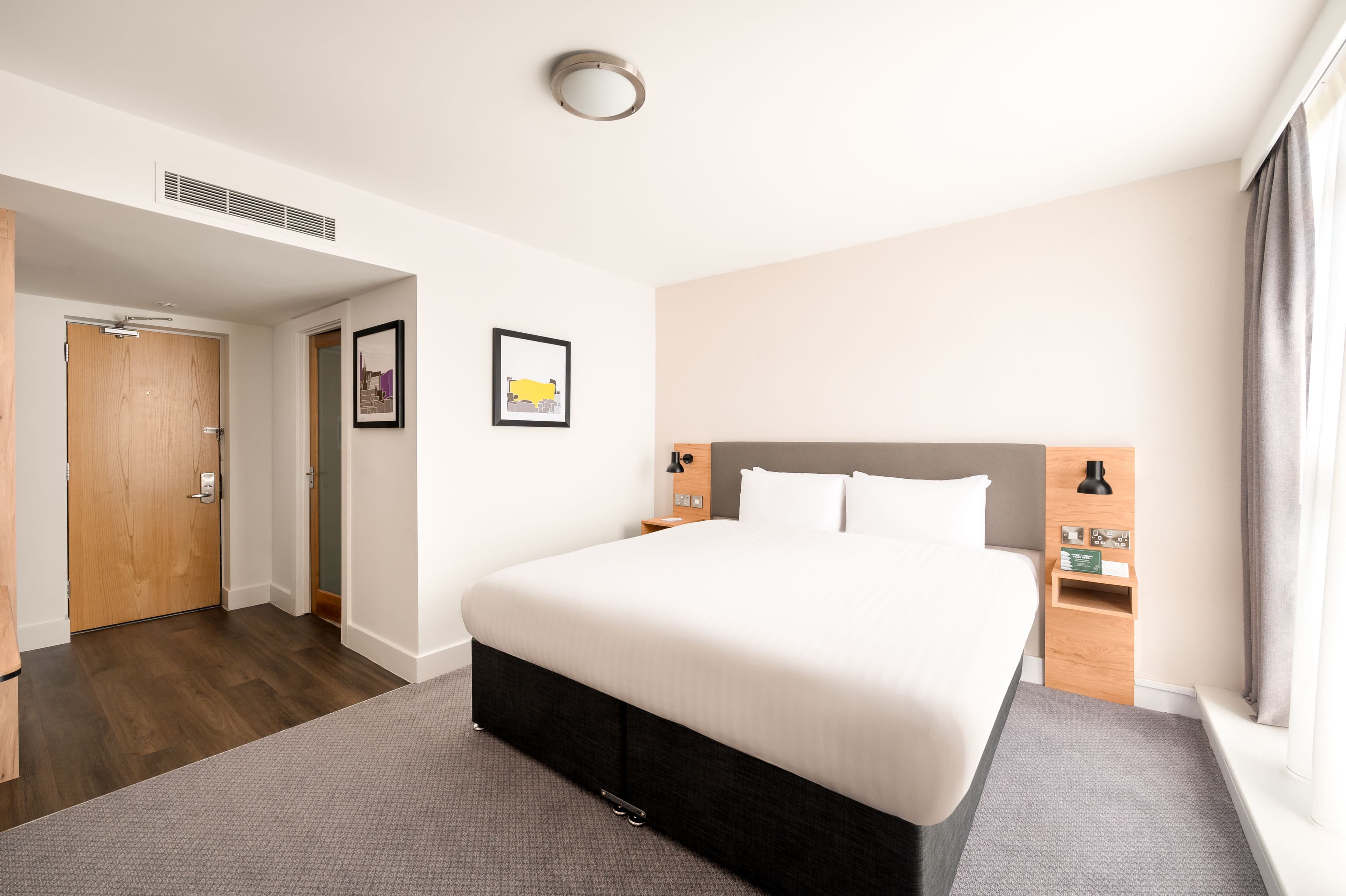 Holiday Inn Birmingham City Centre — 12