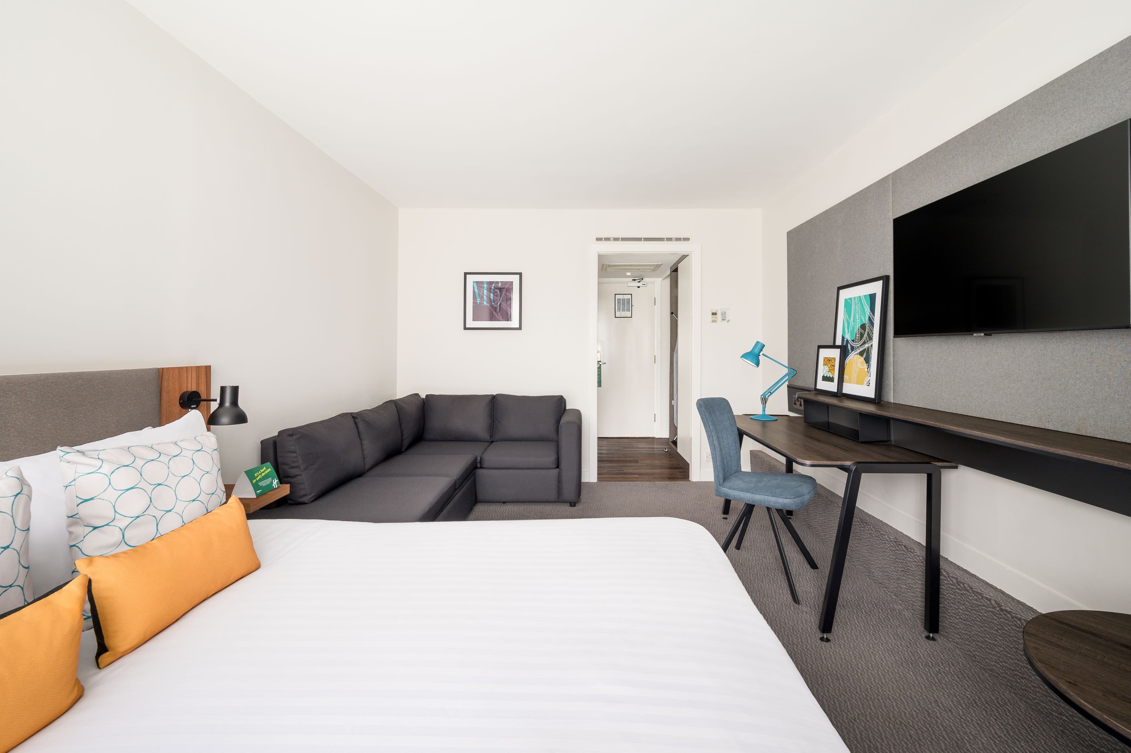 Holiday Inn Birmingham M6, Jct.7 — 13