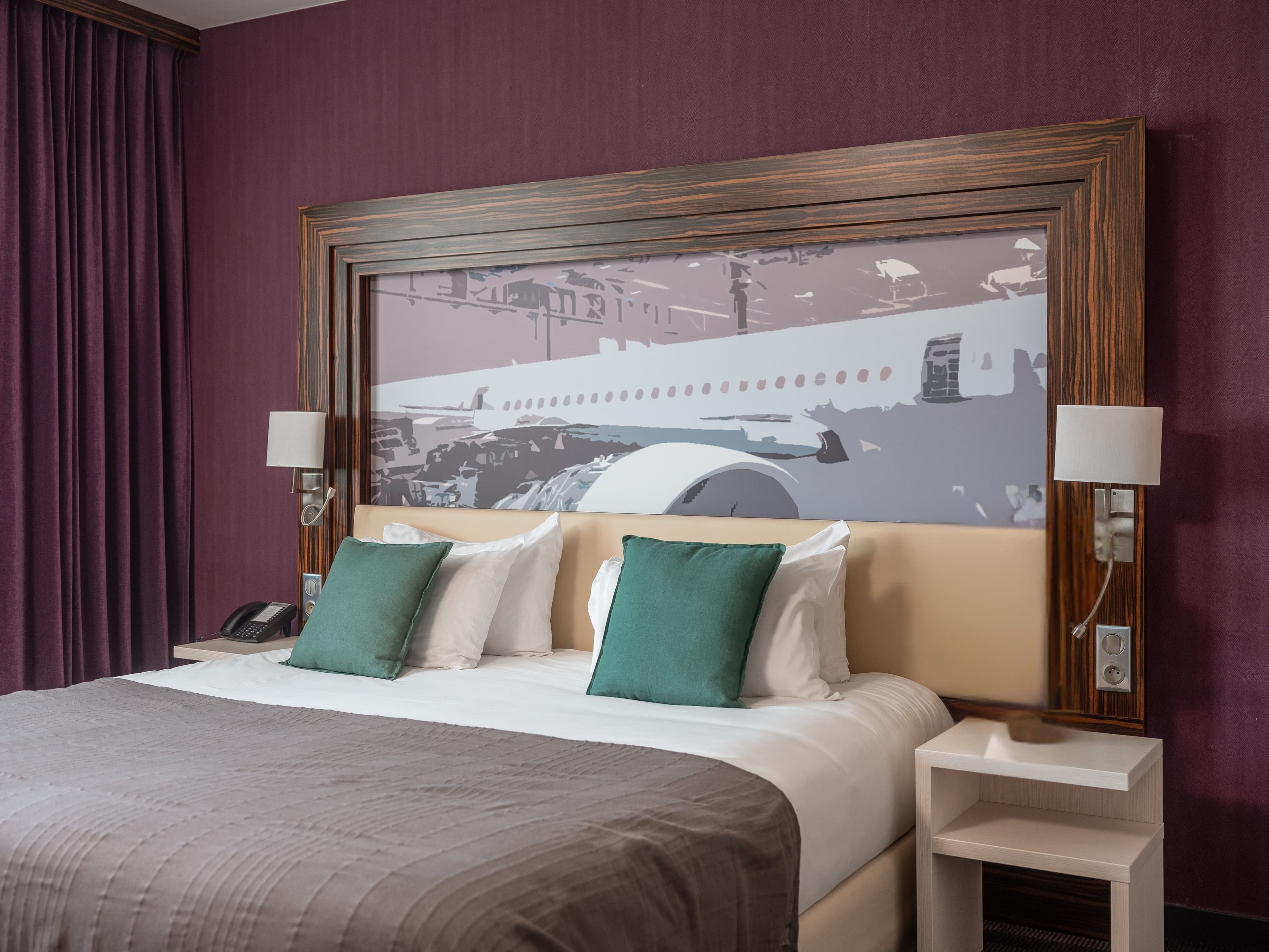 Holiday Inn Toulouse Airport — 9
