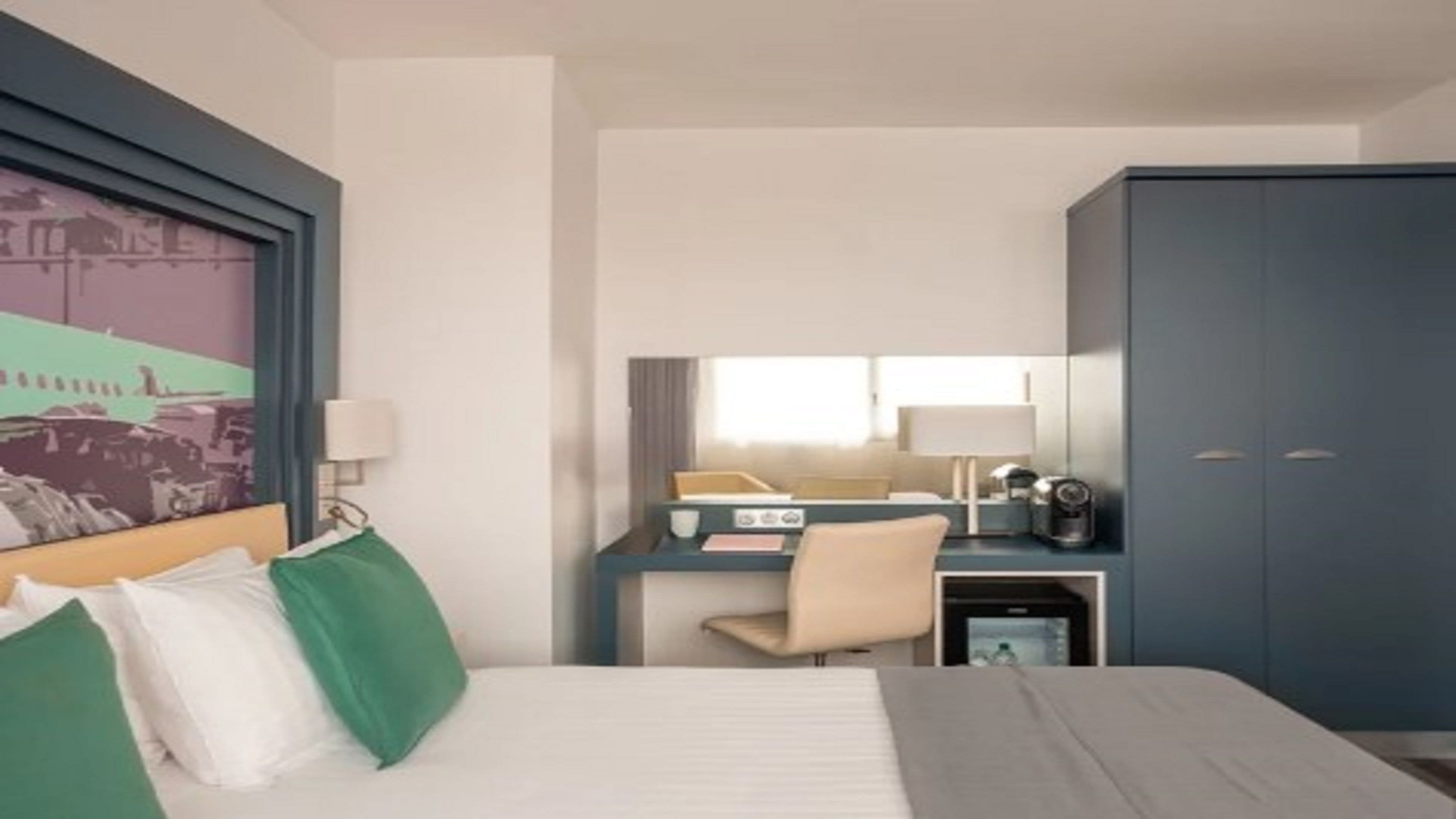 Holiday Inn Toulouse Airport — 7