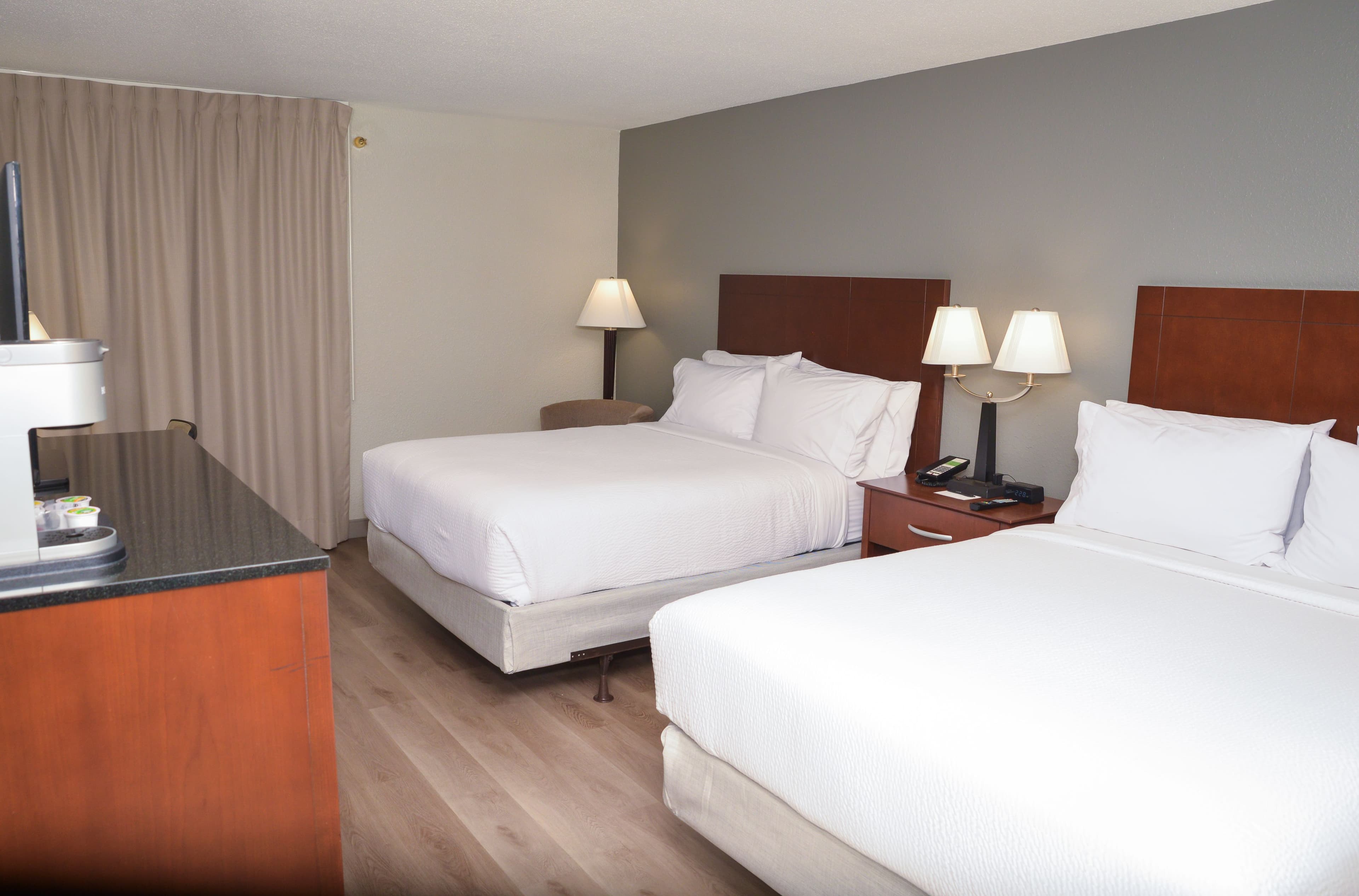 Holiday Inn Blmgtn Arpt South - Mall Area — 19