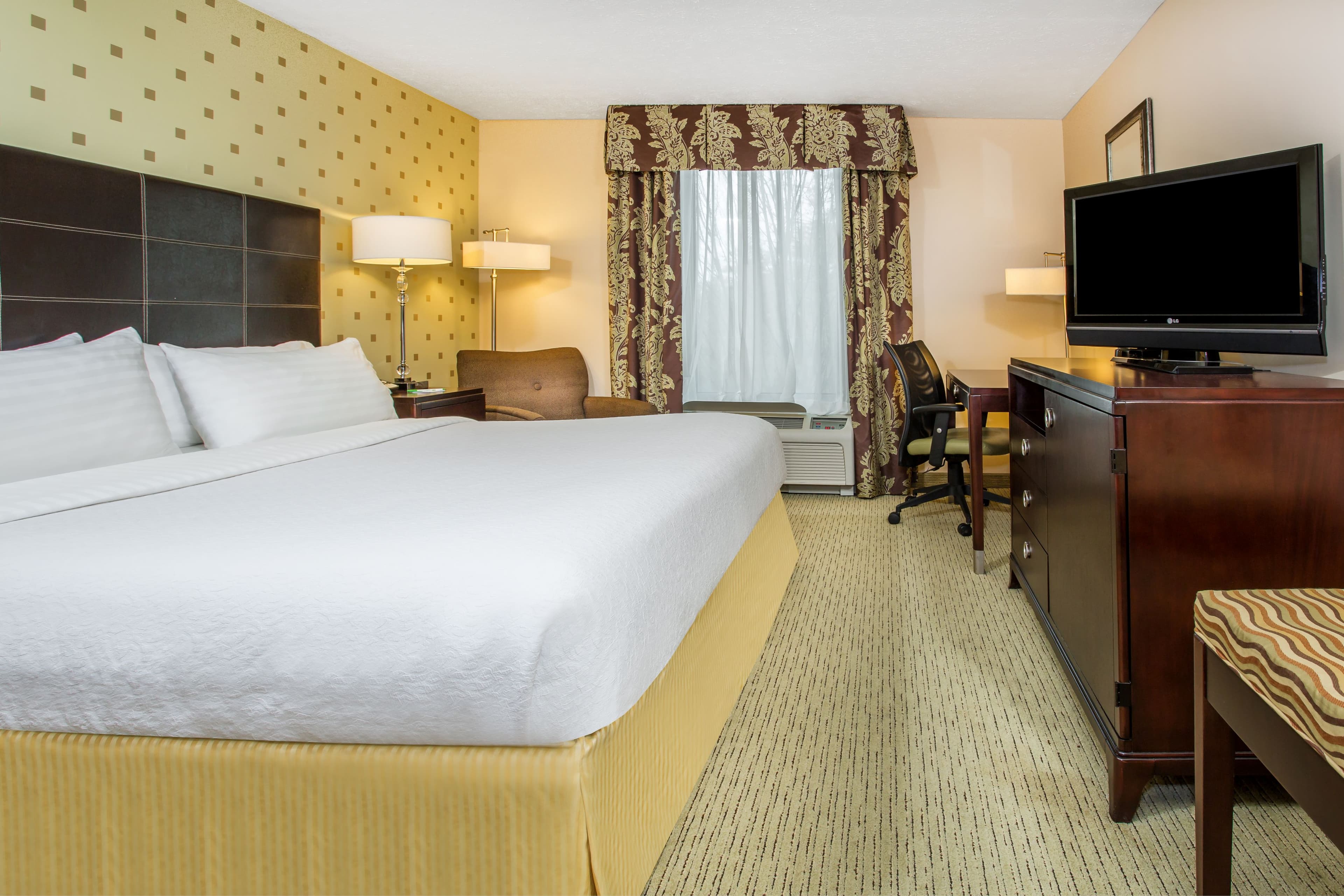 Holiday Inn Bloomington-University Area - Image 3