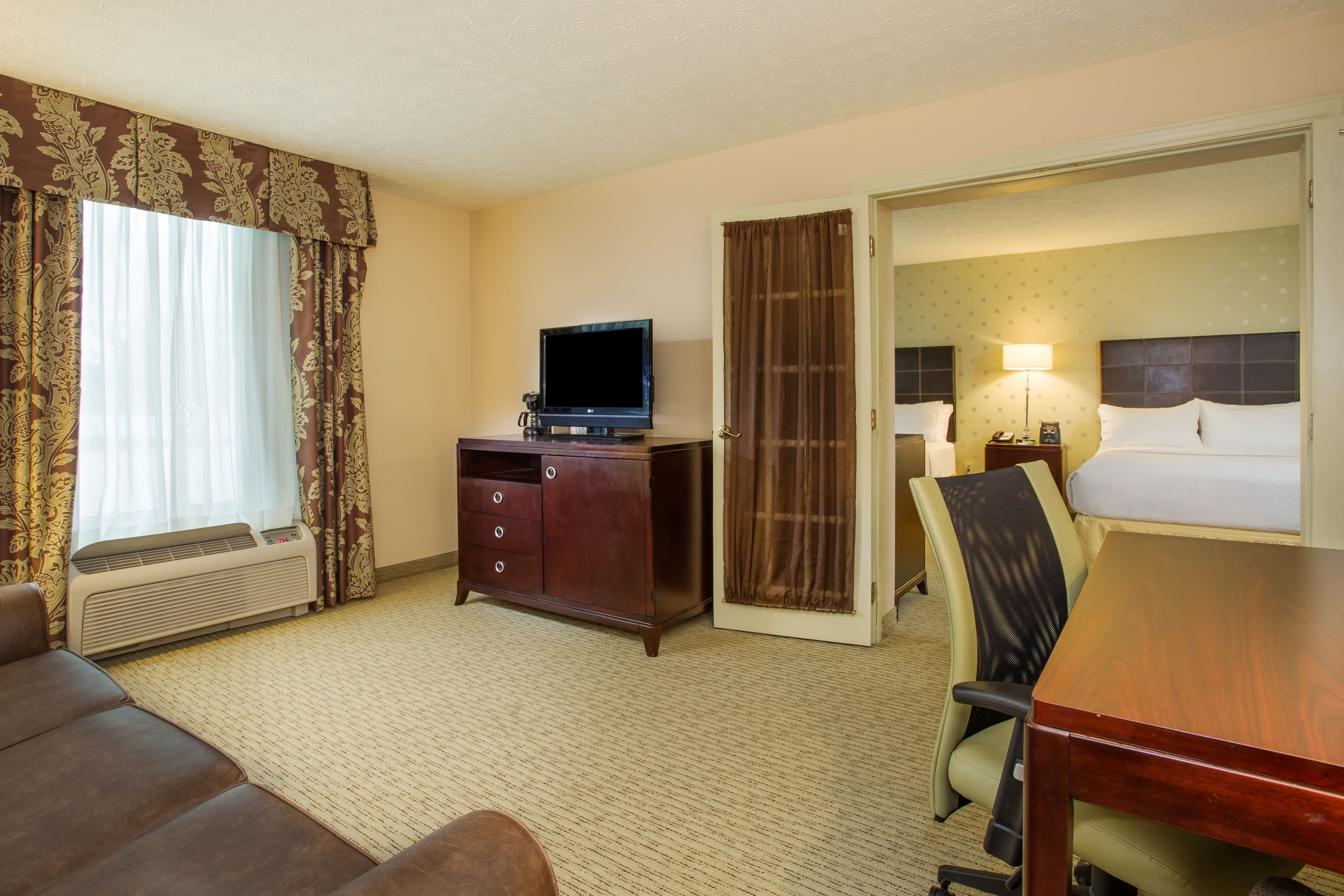 Holiday Inn Bloomington-University Area — 7
