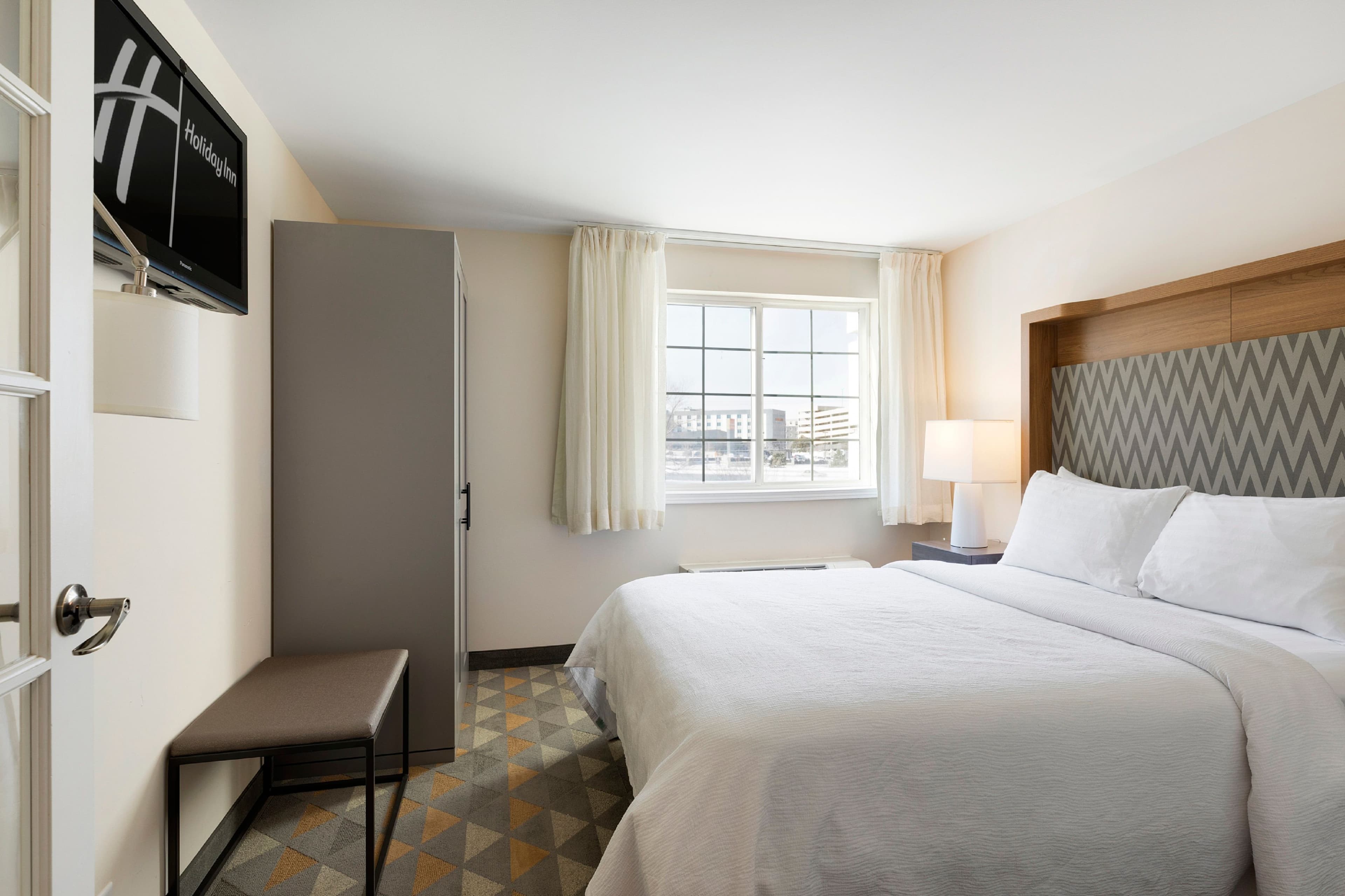 Holiday Inn Bloomington W MSP Airport Area - Image 4