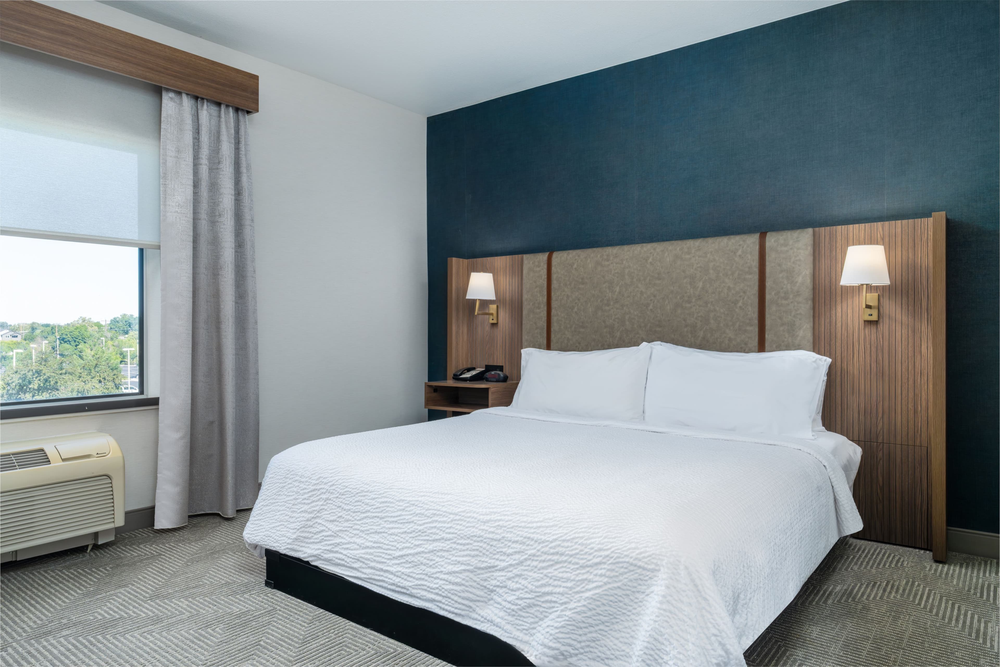 Holiday Inn Boise Airport — 11