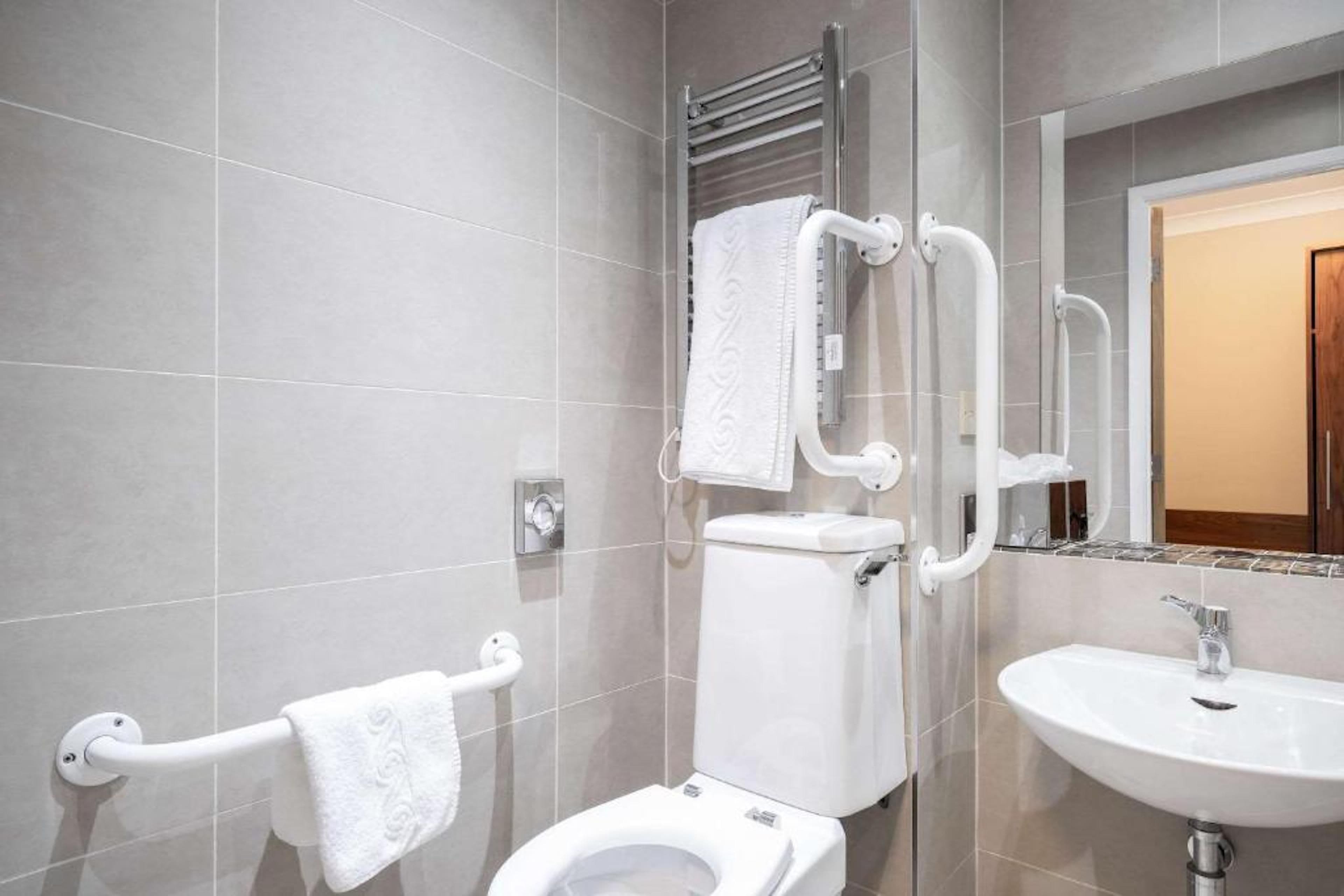 Holiday Inn Newcastle South — 7