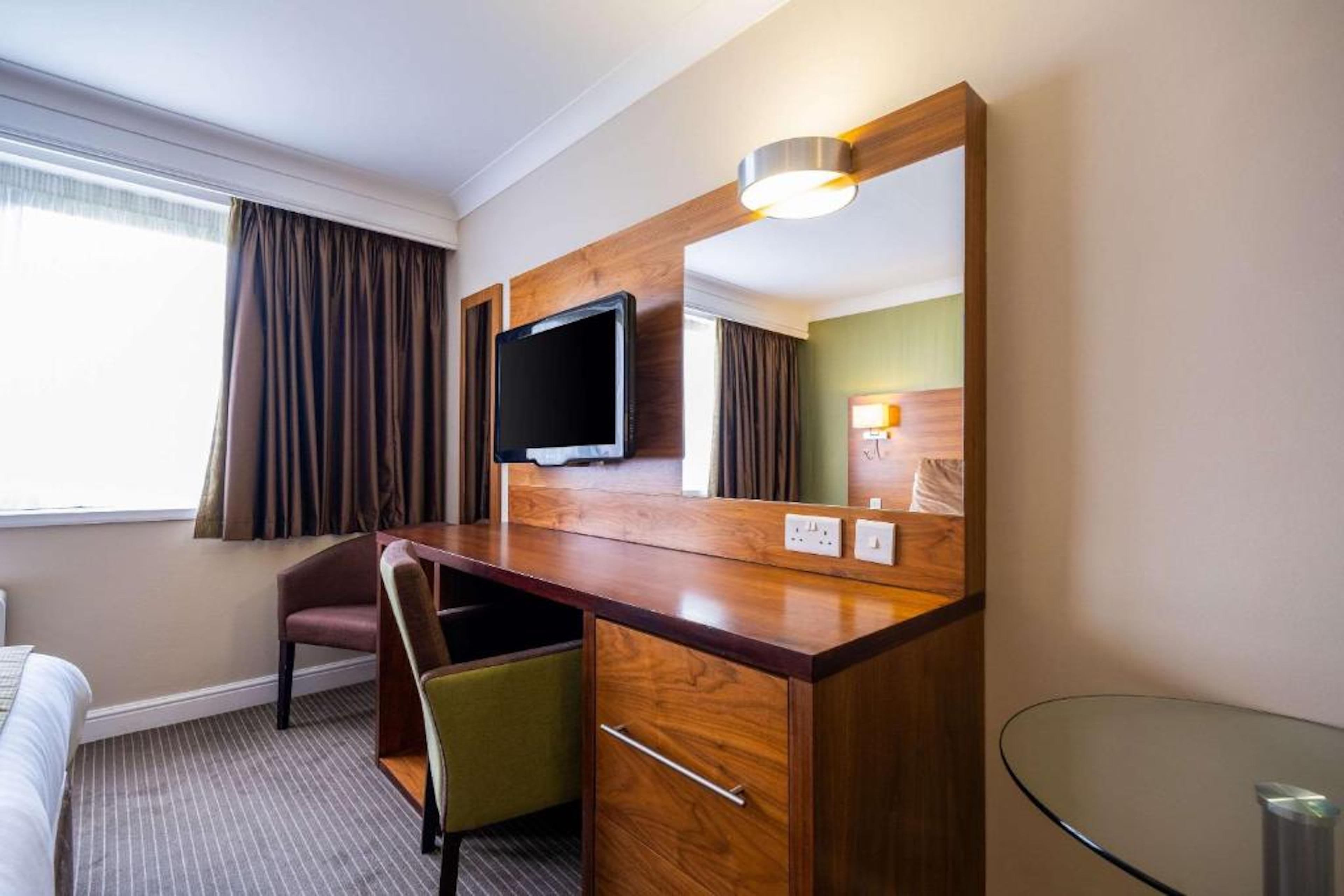Holiday Inn Newcastle South - Image 4