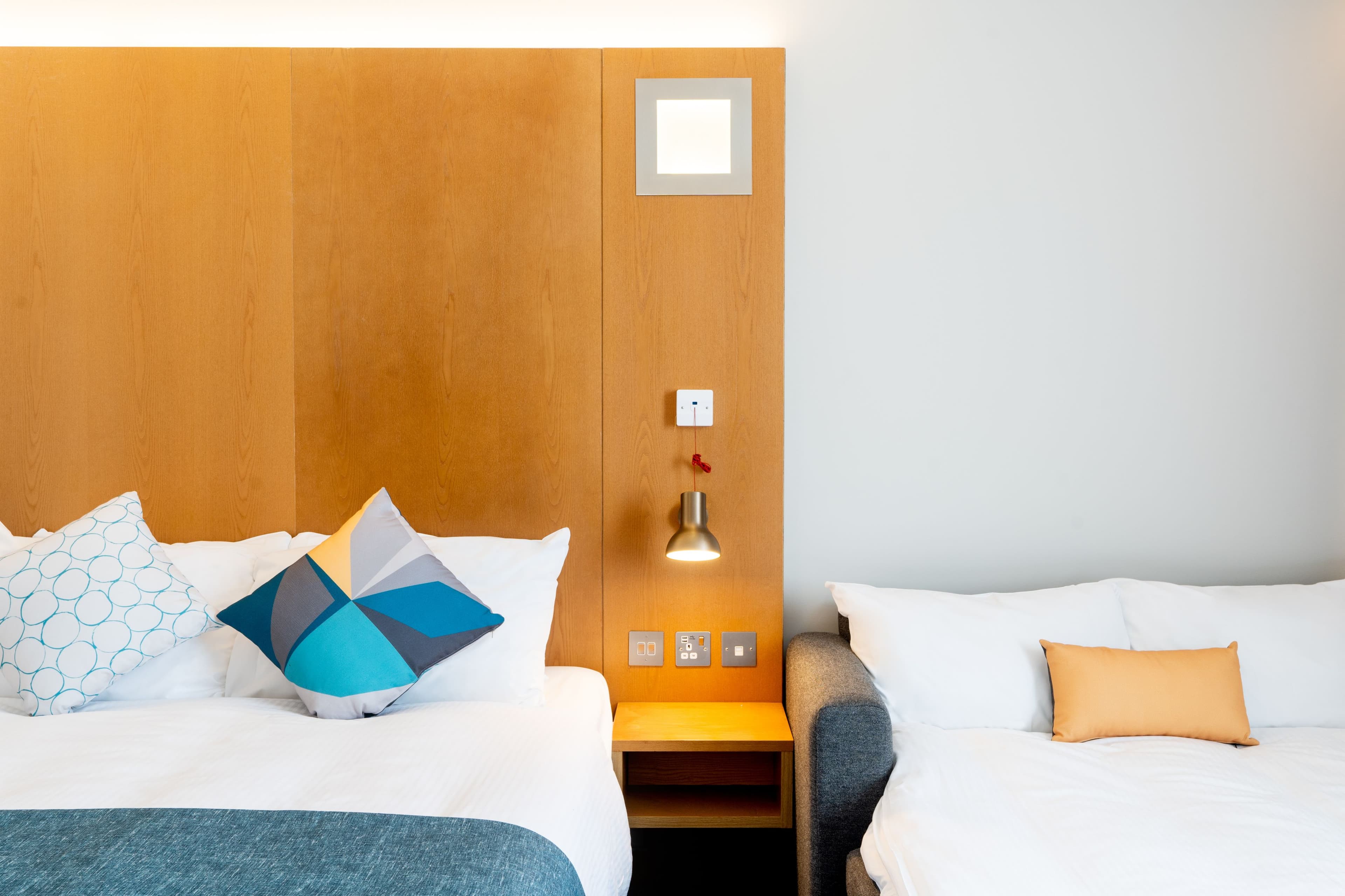 Holiday Inn Bournemouth — 8