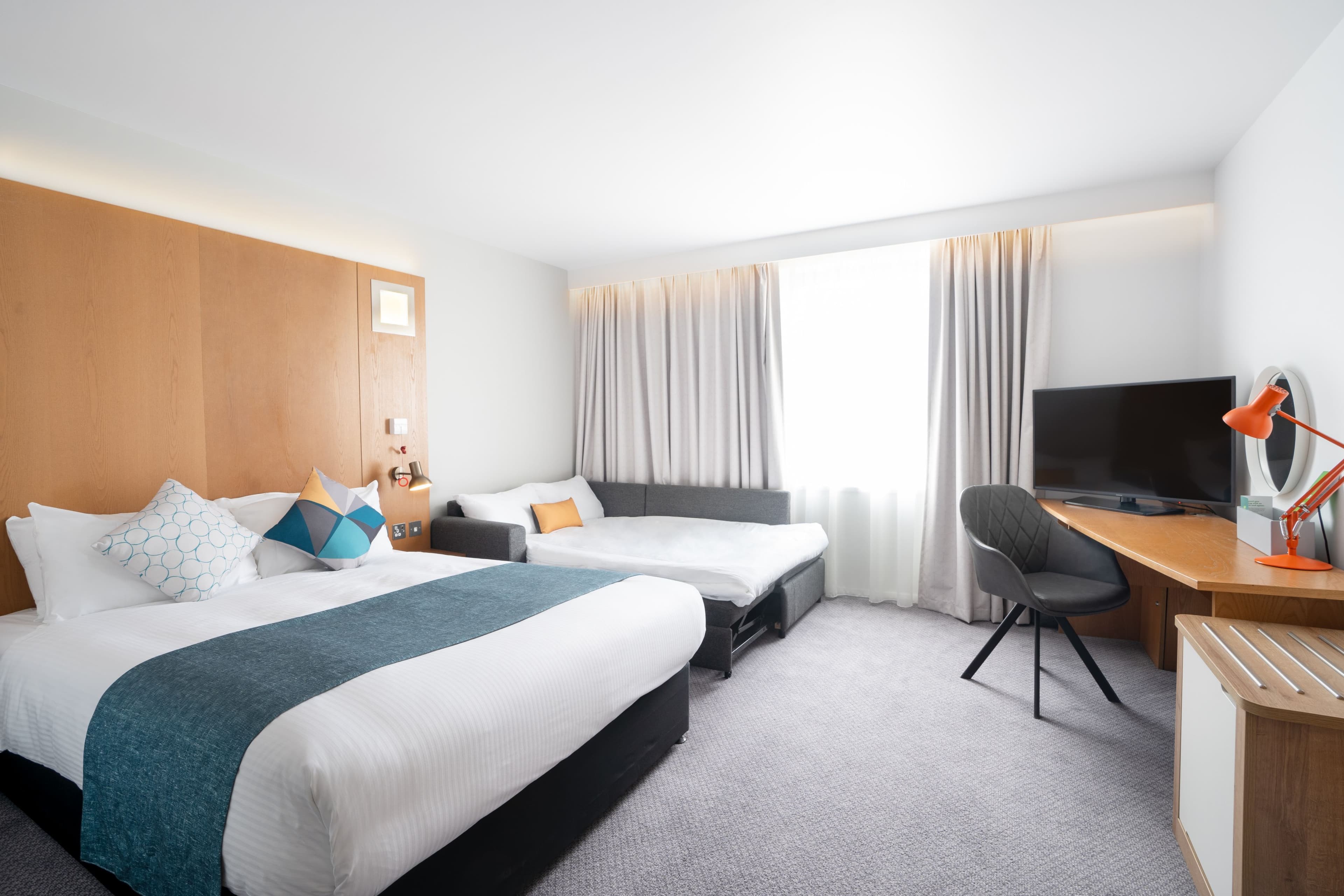 Holiday Inn Bournemouth — 13