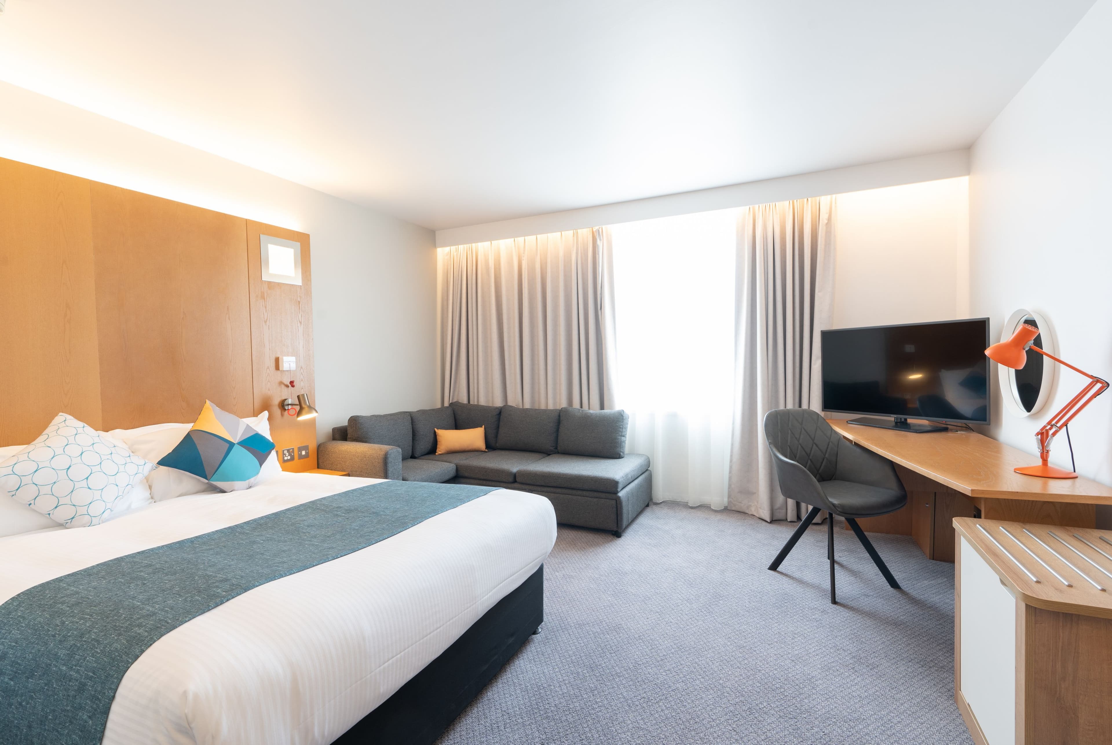 Holiday Inn Bournemouth — 7