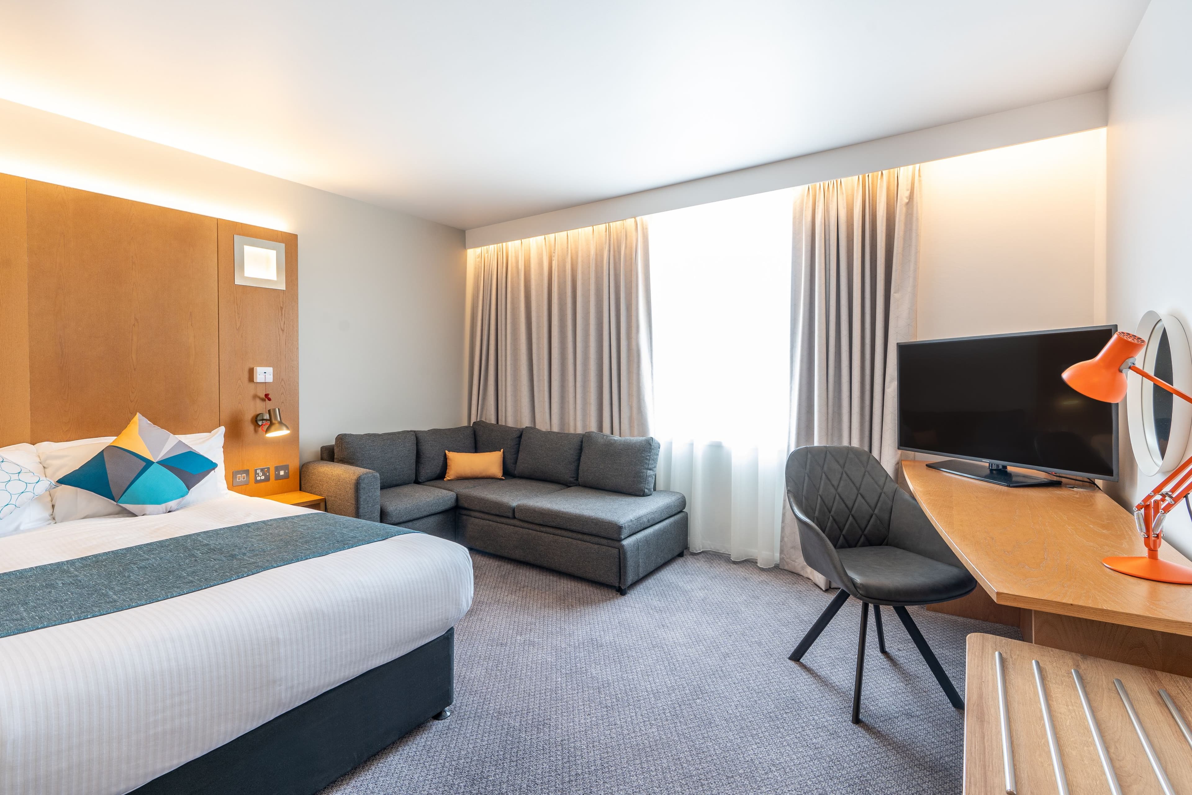 Holiday Inn Bournemouth — 11