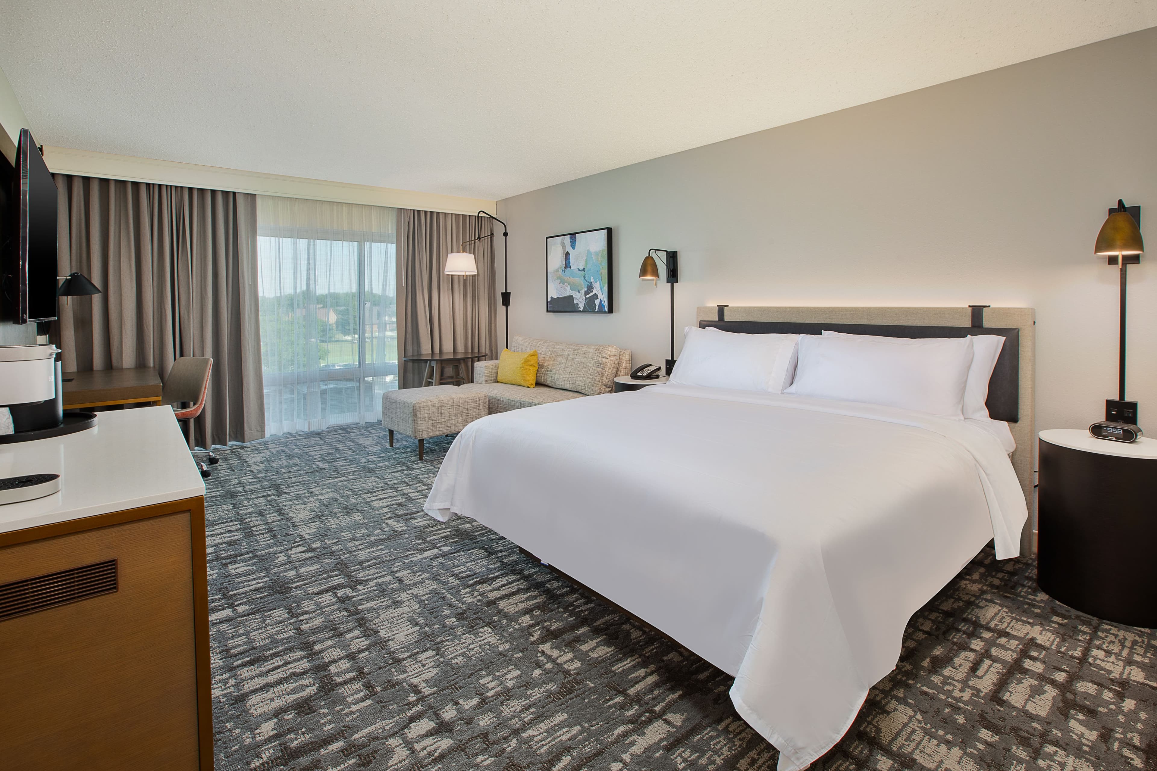 Holiday Inn University Plaza-Bowling Green — 5