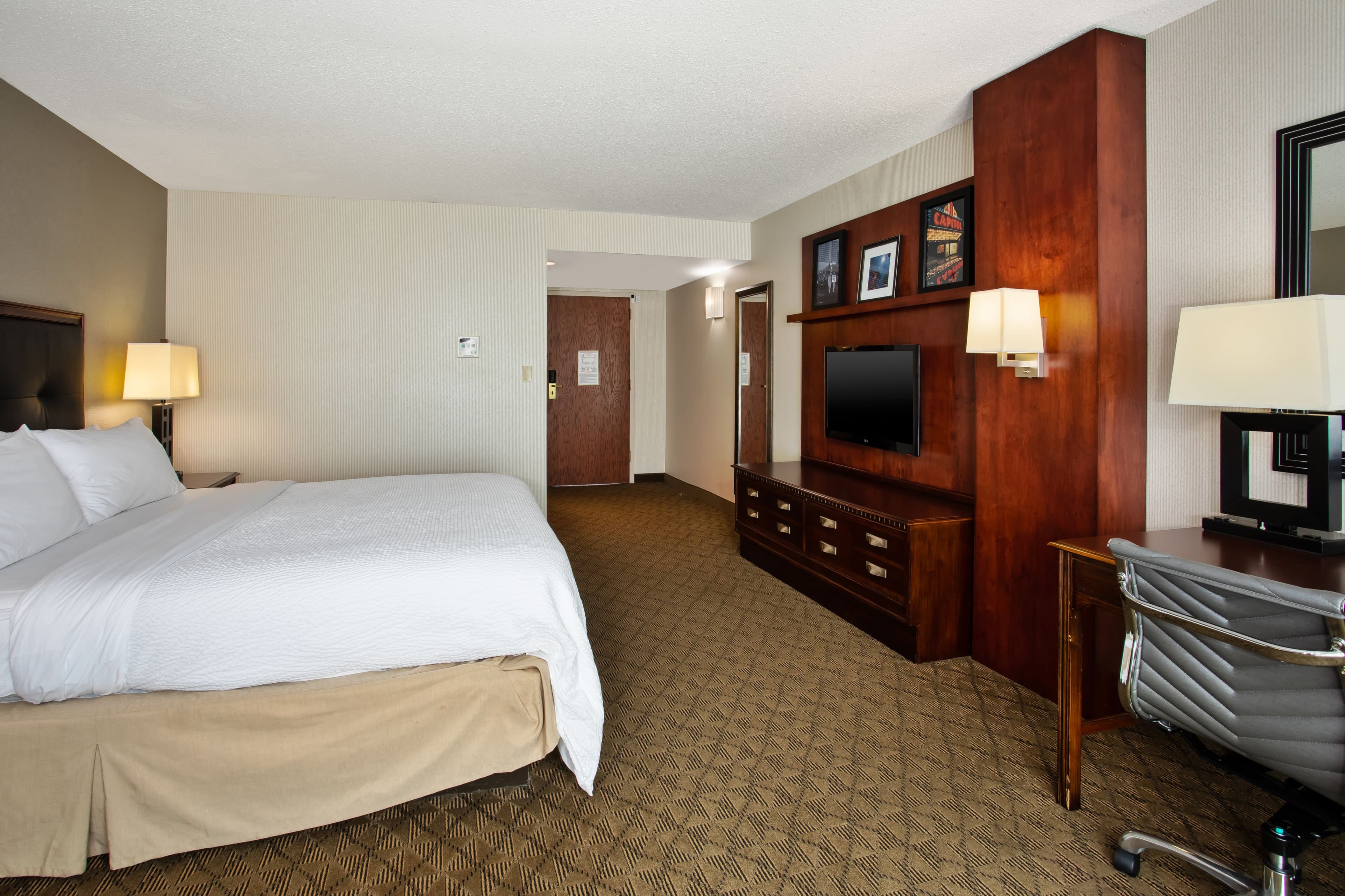 Holiday Inn University Plaza-Bowling Green - Image 5