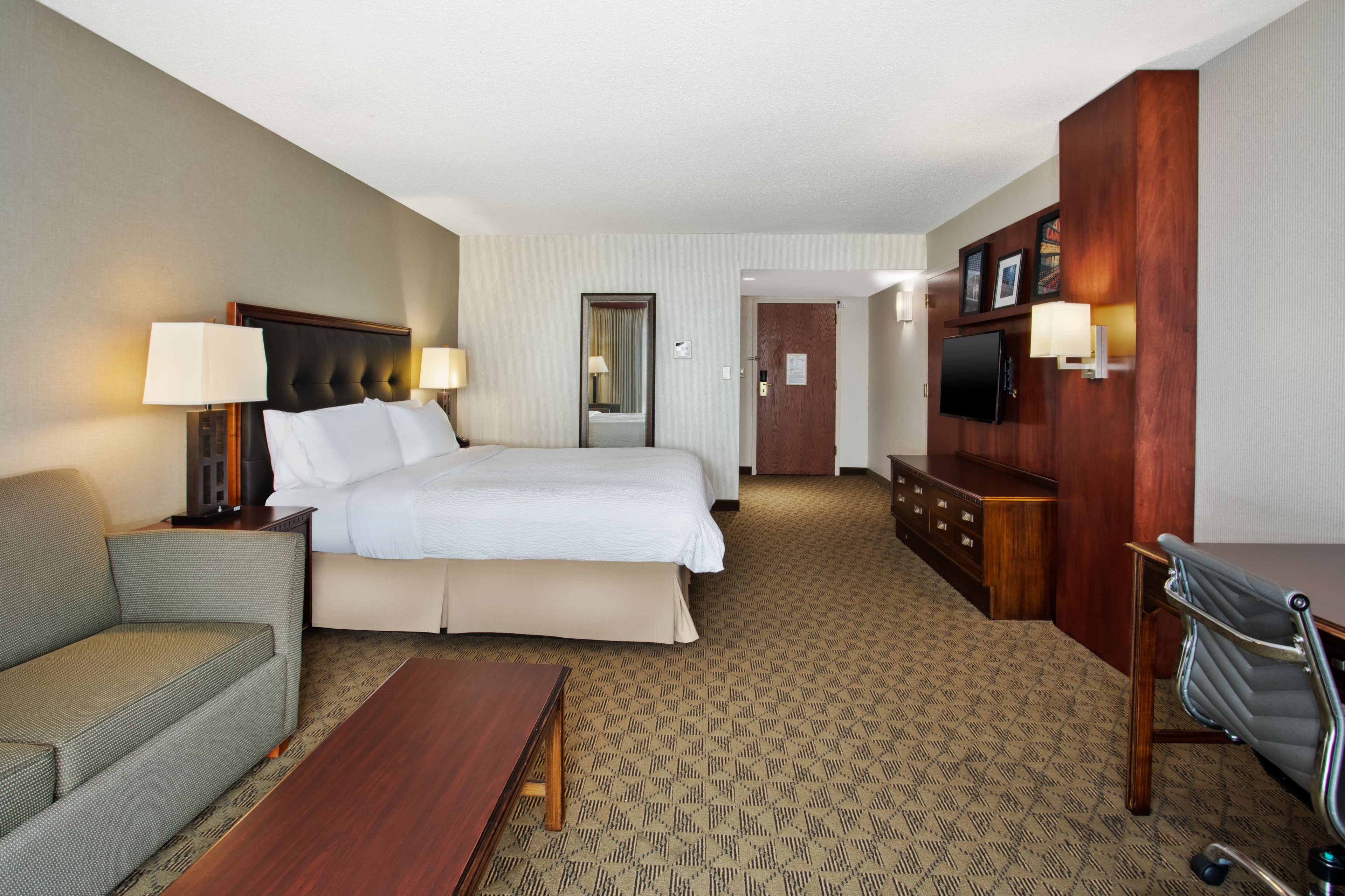Holiday Inn University Plaza-Bowling Green — 8