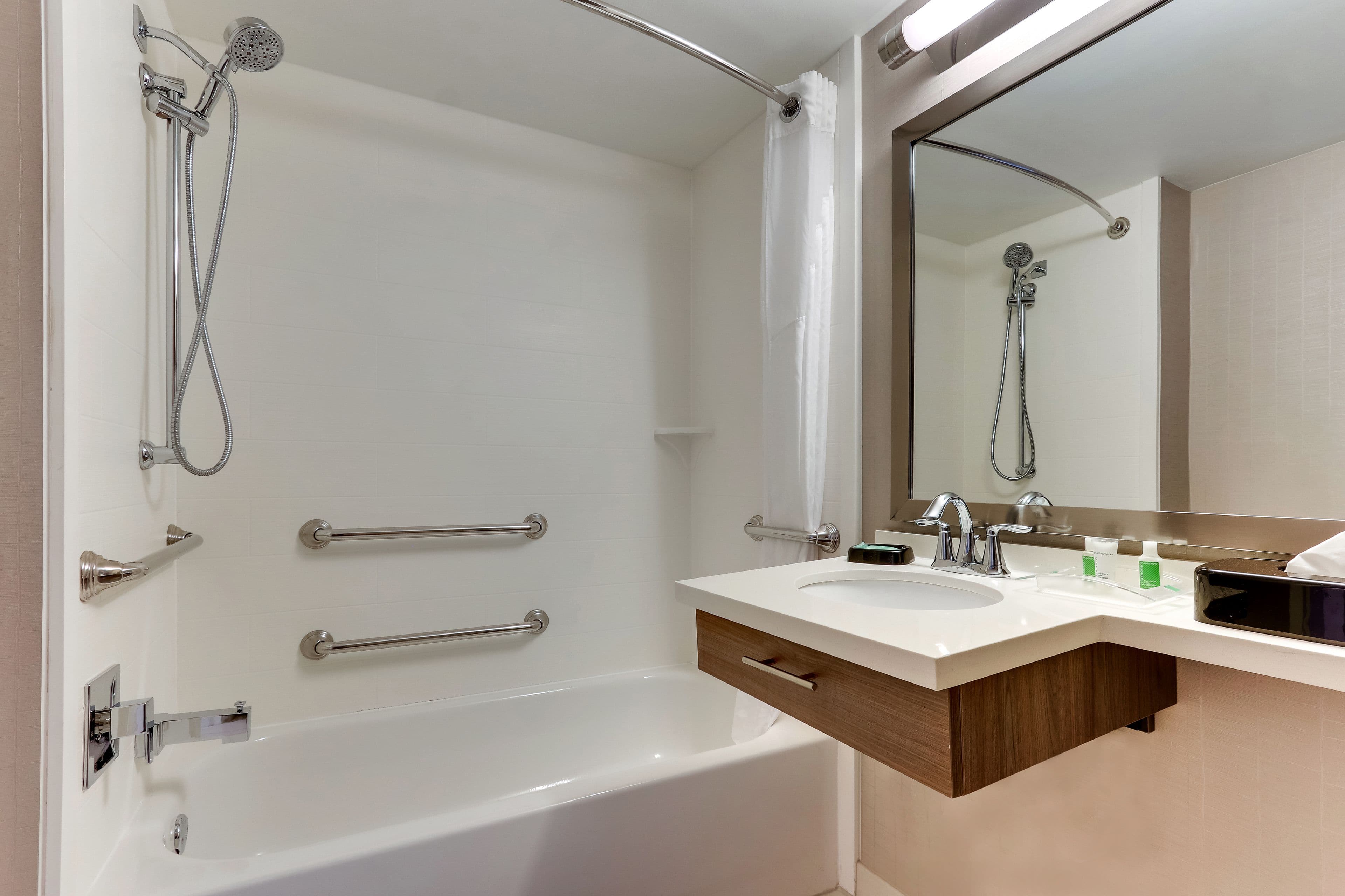 Holiday Inn Franklin - Cool Springs — 23