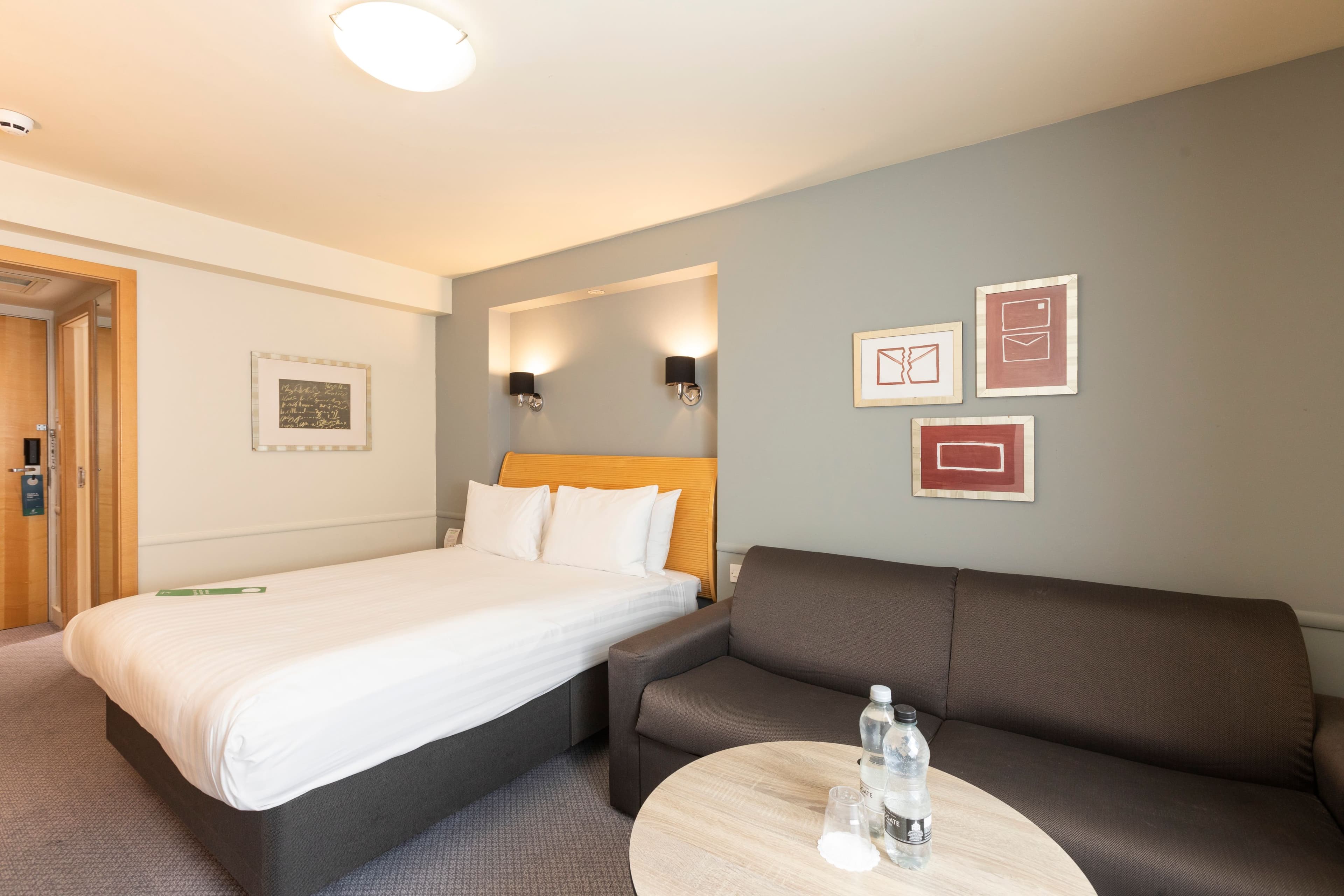Holiday Inn Brentwood M25, Jct.28 — 6