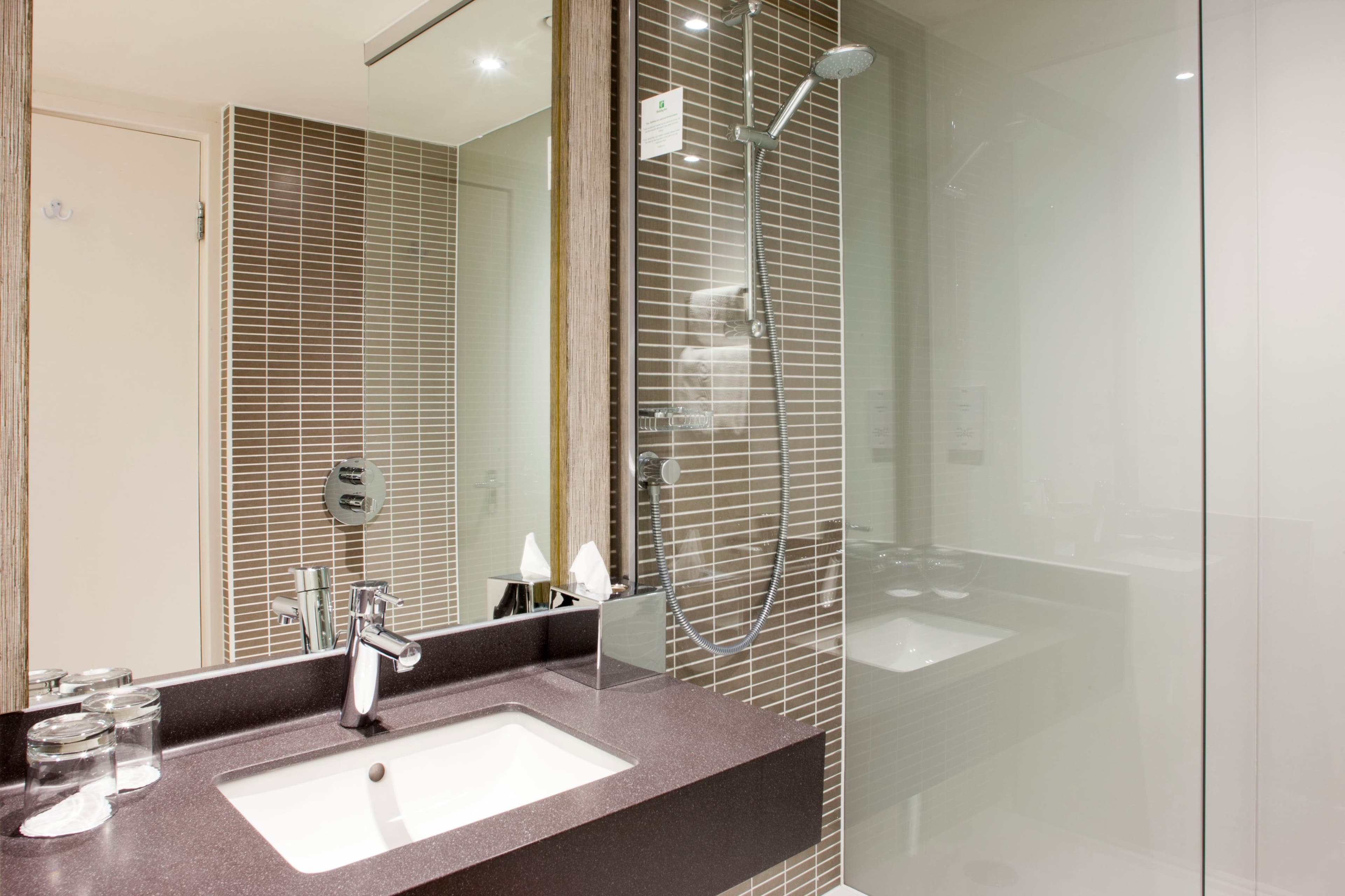 Holiday Inn Leeds - Brighouse — 9