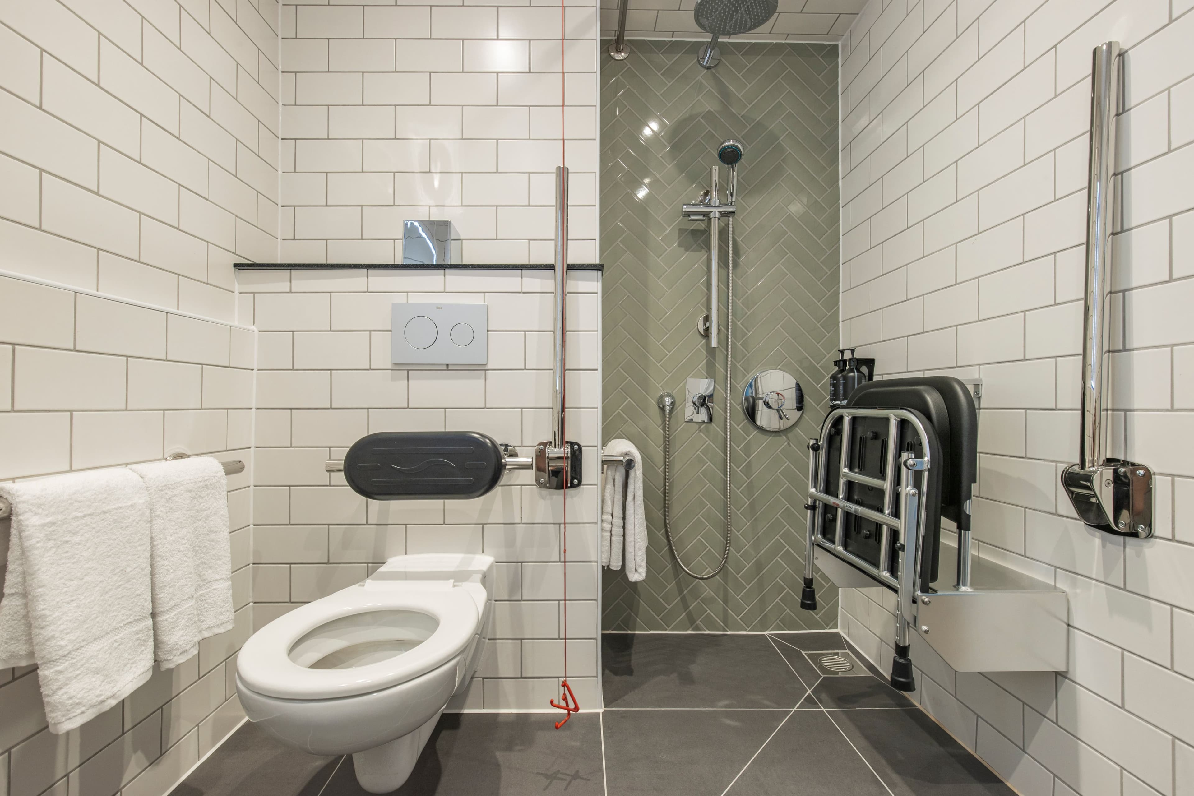 Holiday Inn Bristol Airport — 21