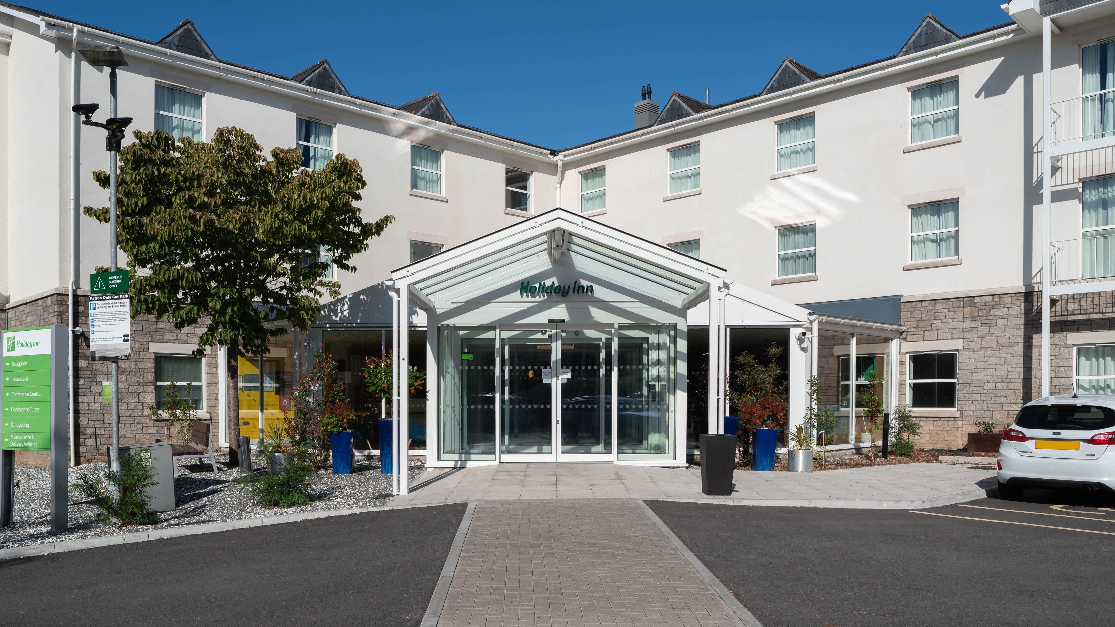 Holiday Inn Bristol Airport - Image 1