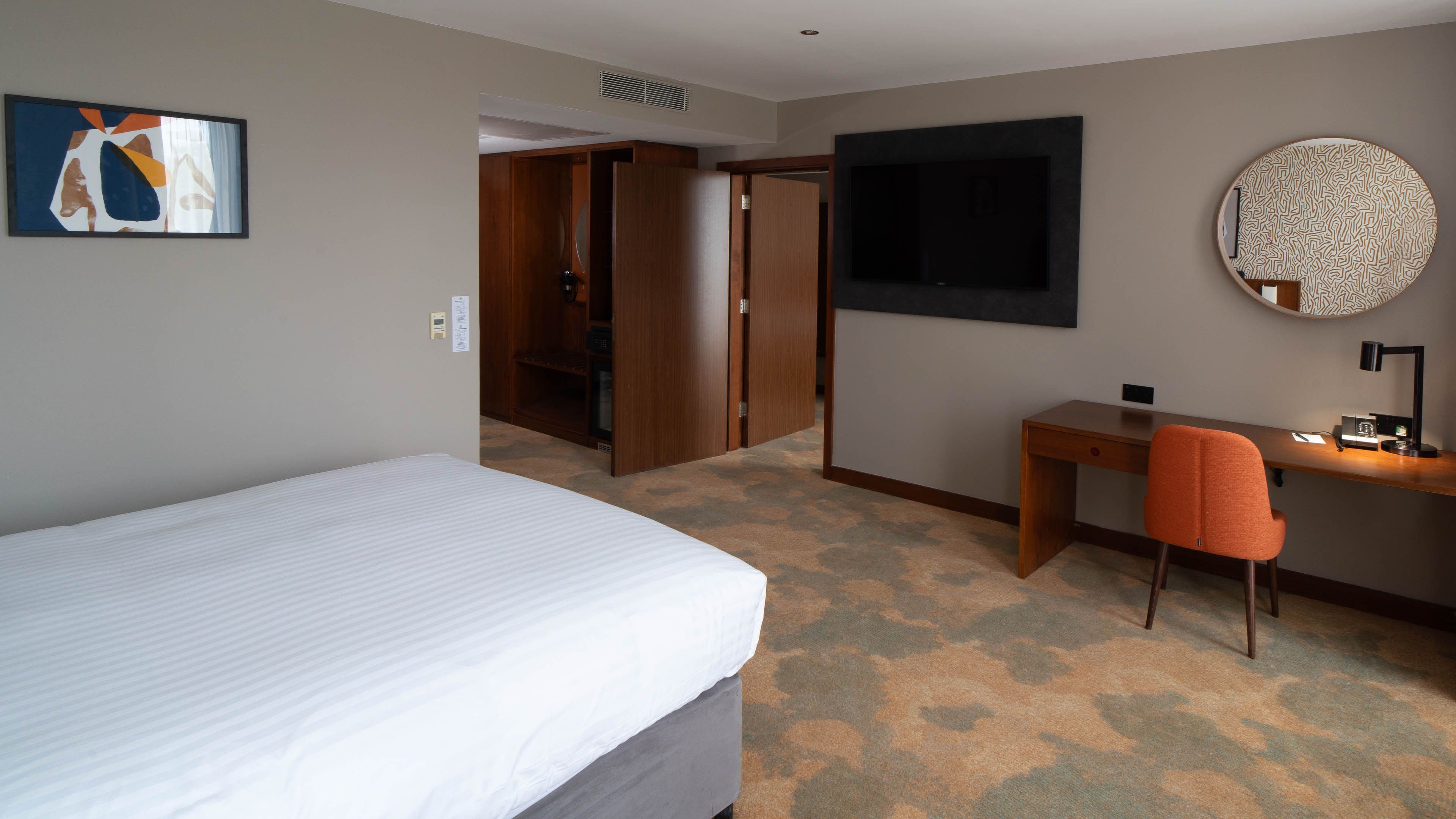 Holiday Inn Bristol City Centre — 11