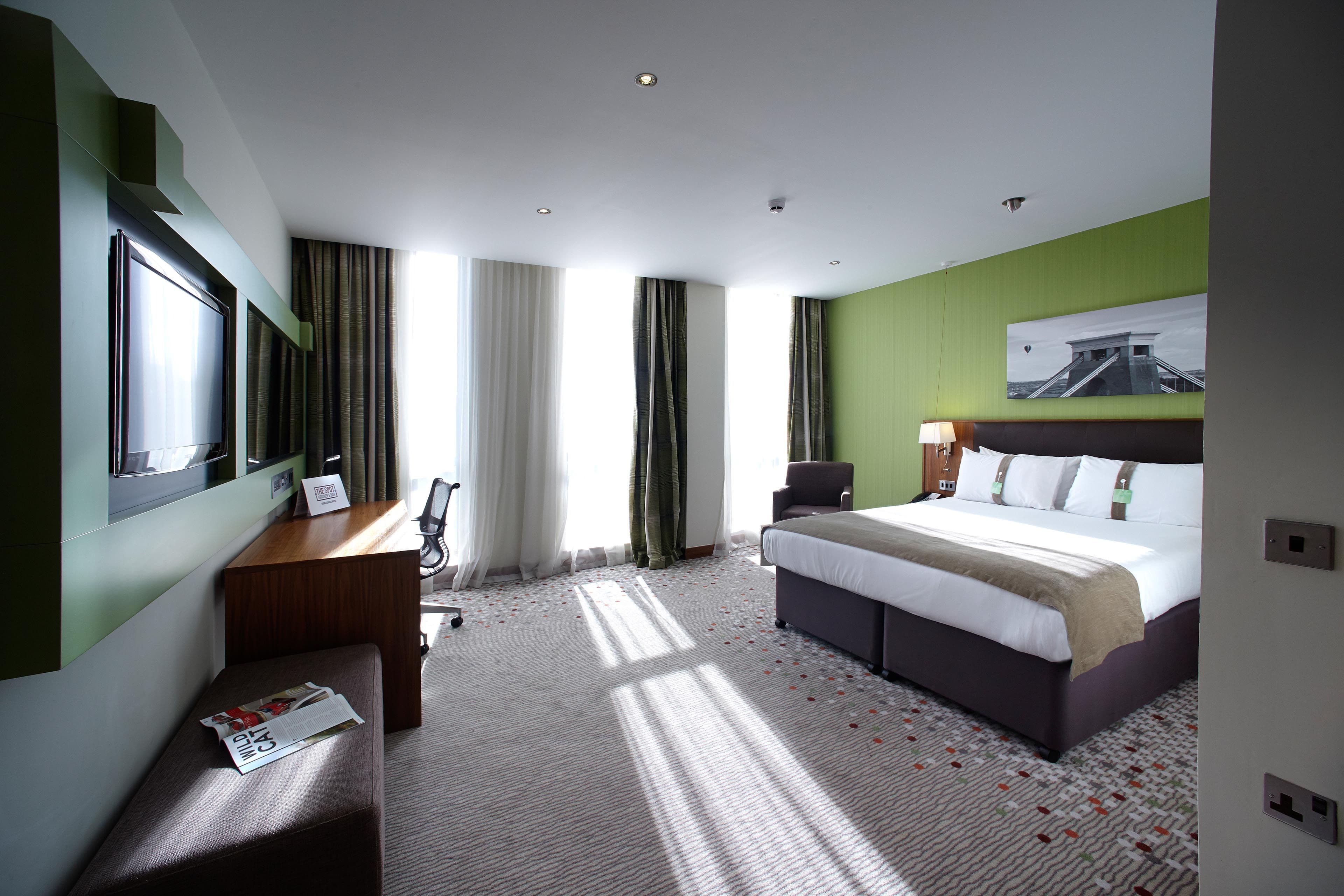 Holiday Inn Bristol City Centre — 13