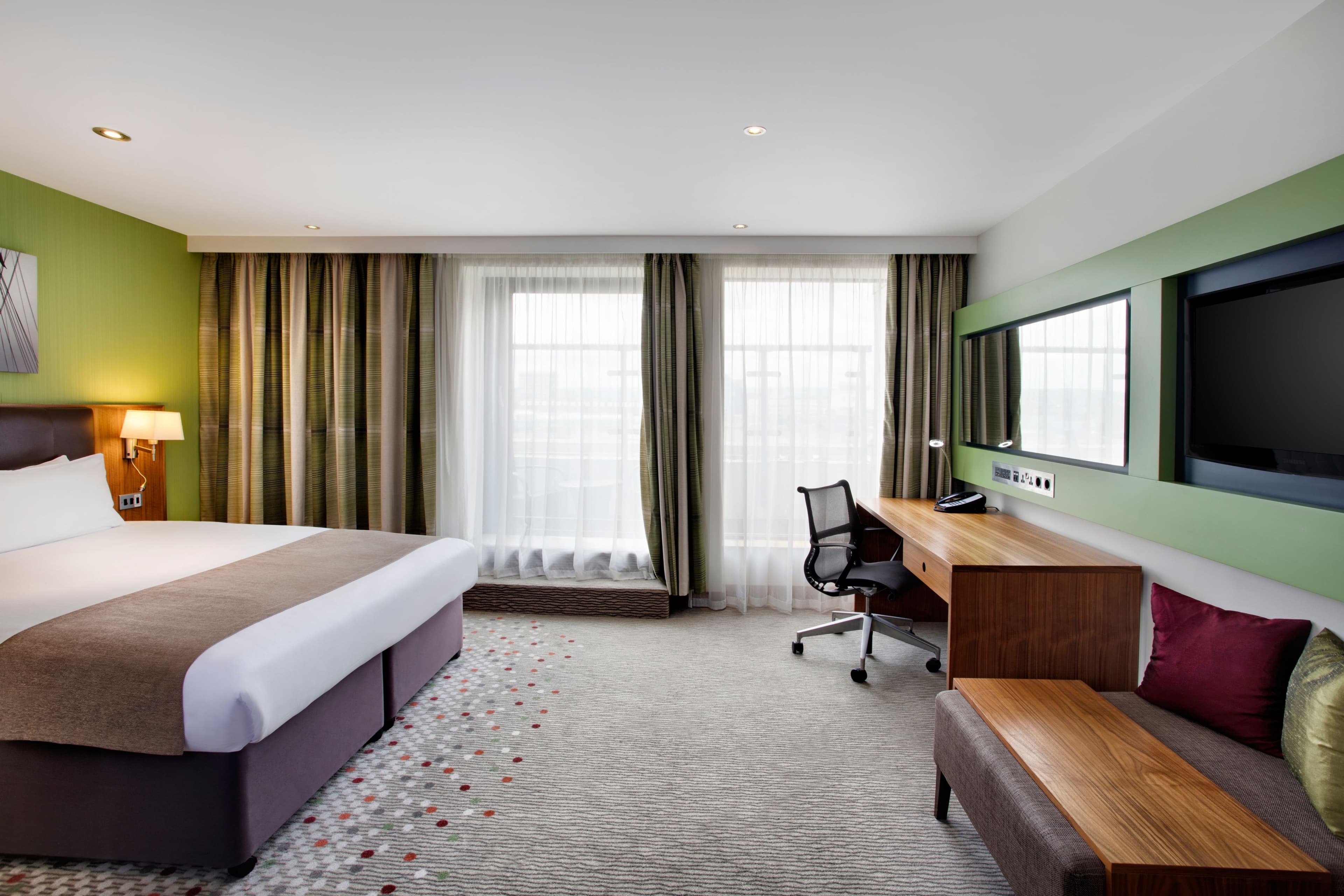 Holiday Inn Bristol City Centre — 12