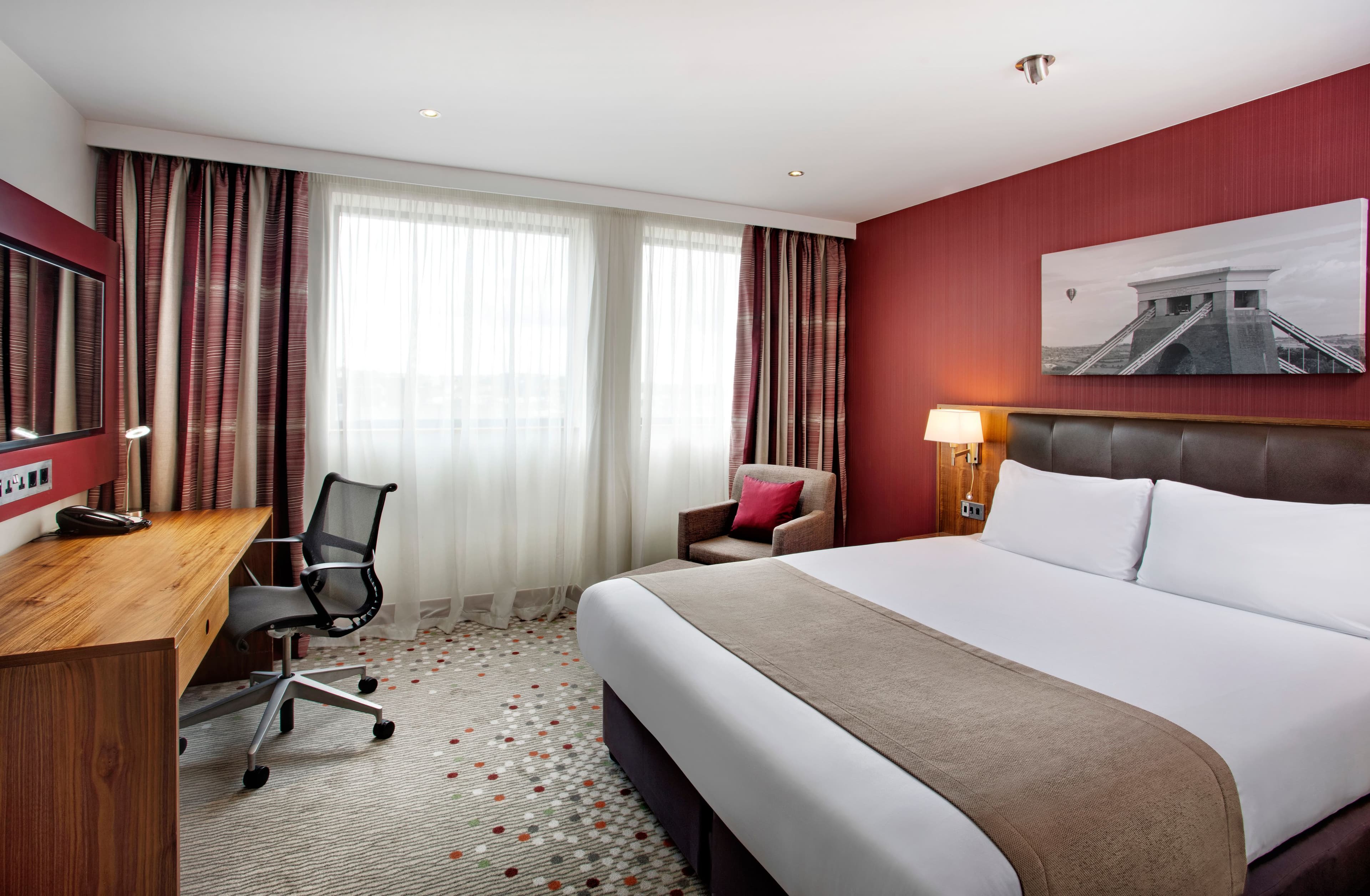 Holiday Inn Bristol City Centre - Image 5