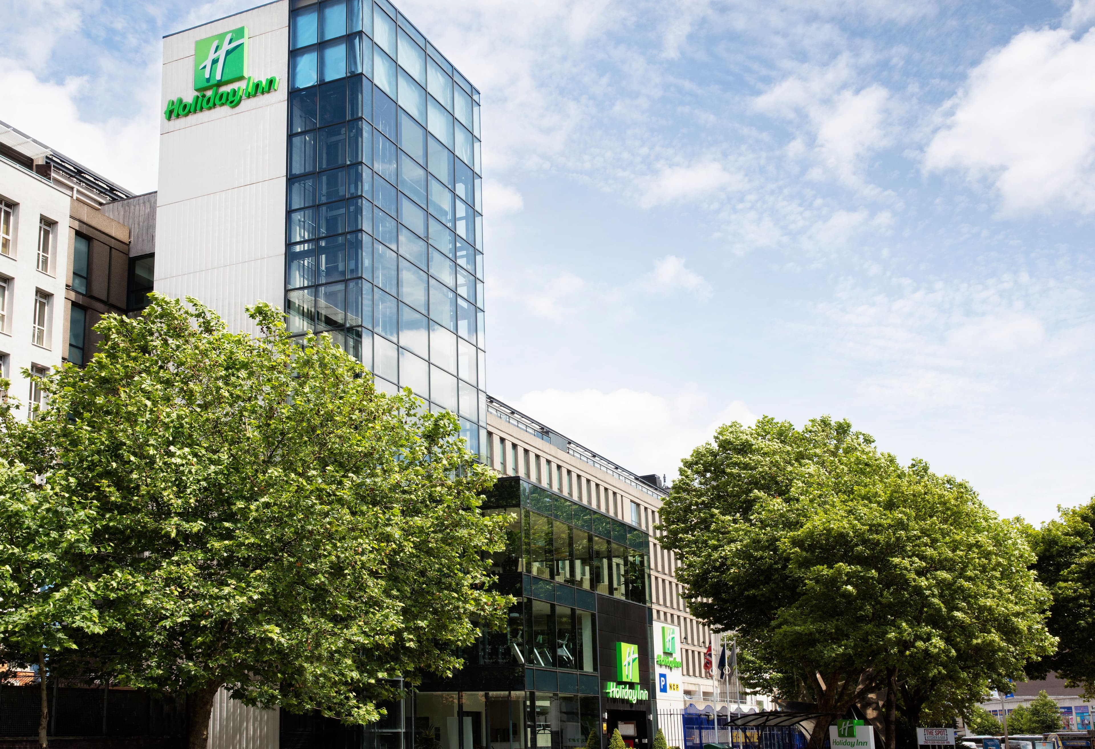 Holiday Inn Bristol City Centre - Image 1
