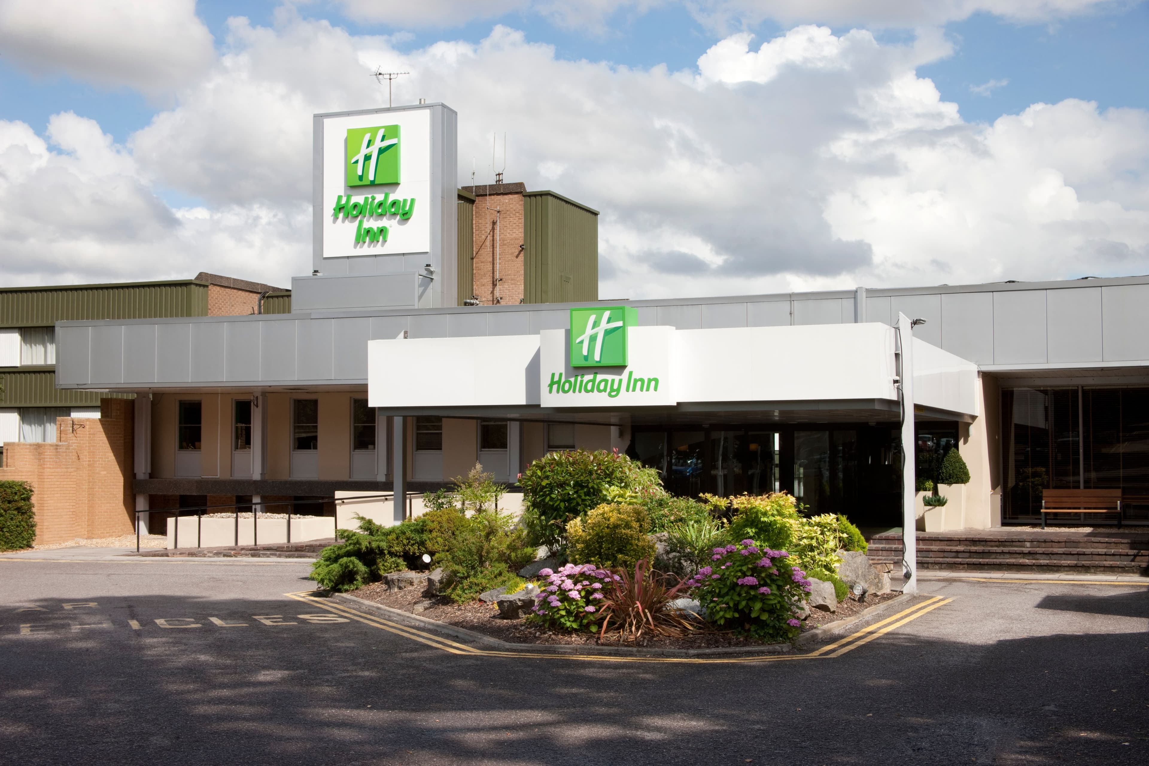 Holiday Inn Bristol - Filton - Image 1