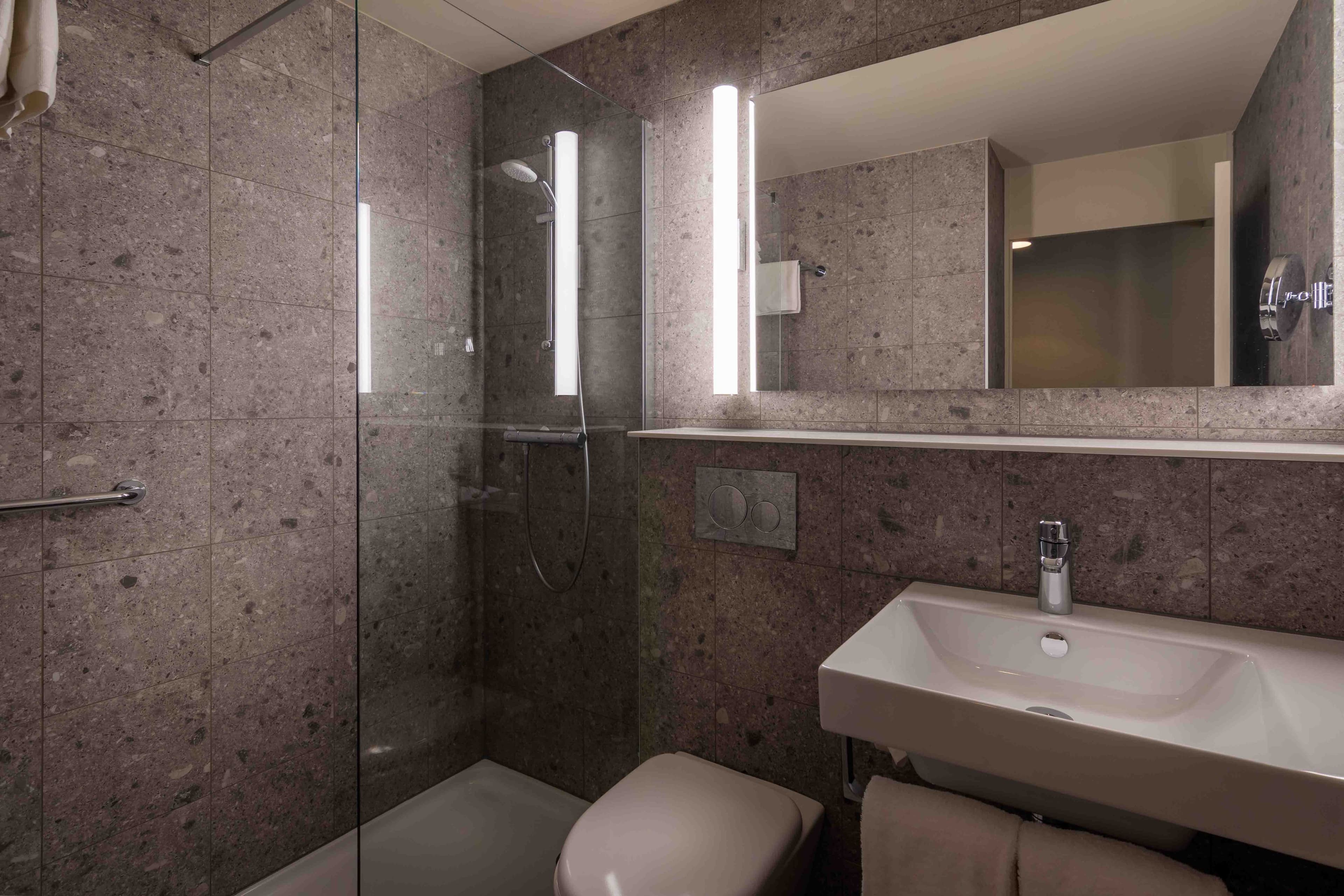 Standard Room - Image 6