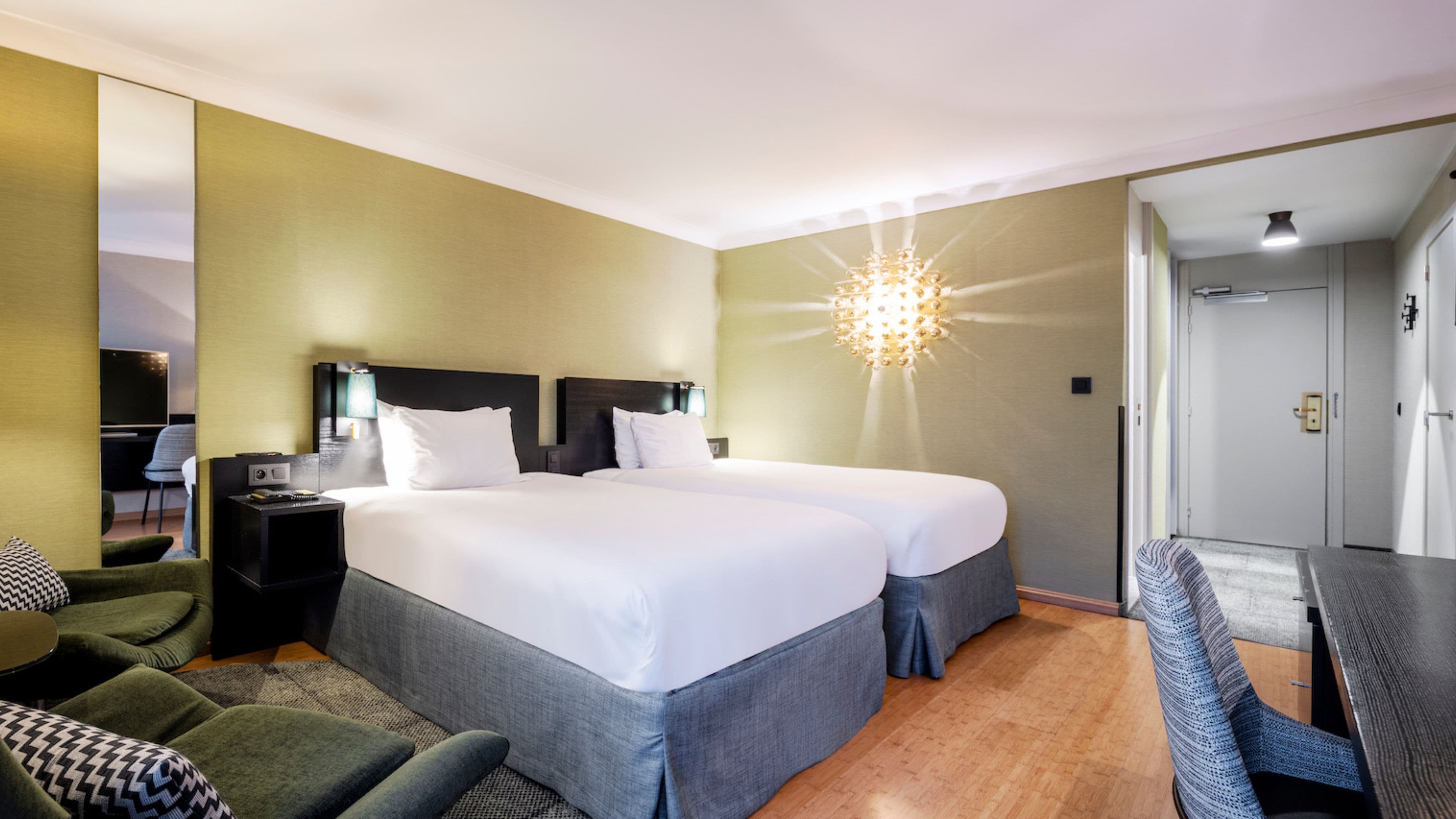 Standard Room - Image 7