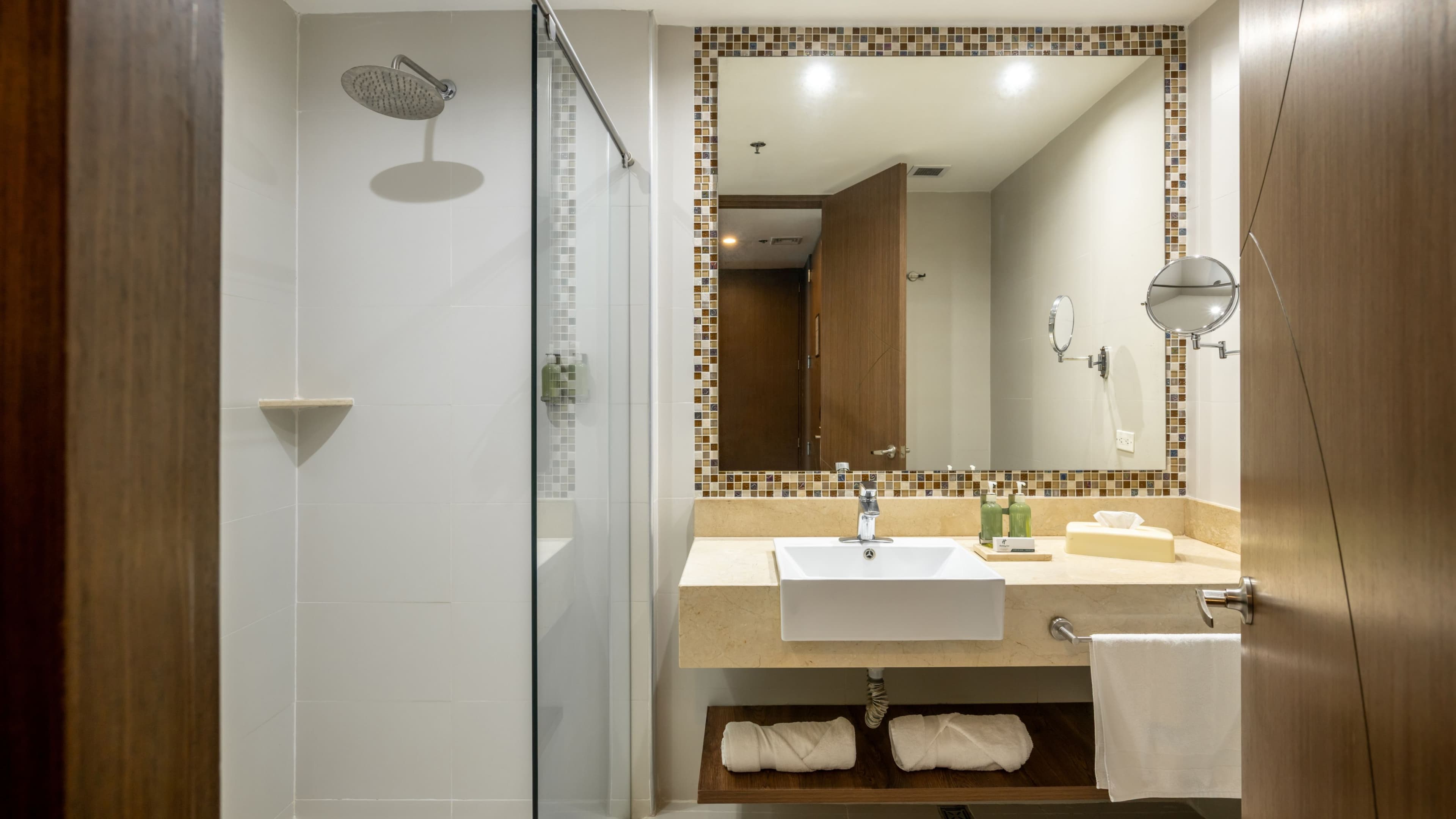 Holiday Inn Bucaramanga Cacique — 5