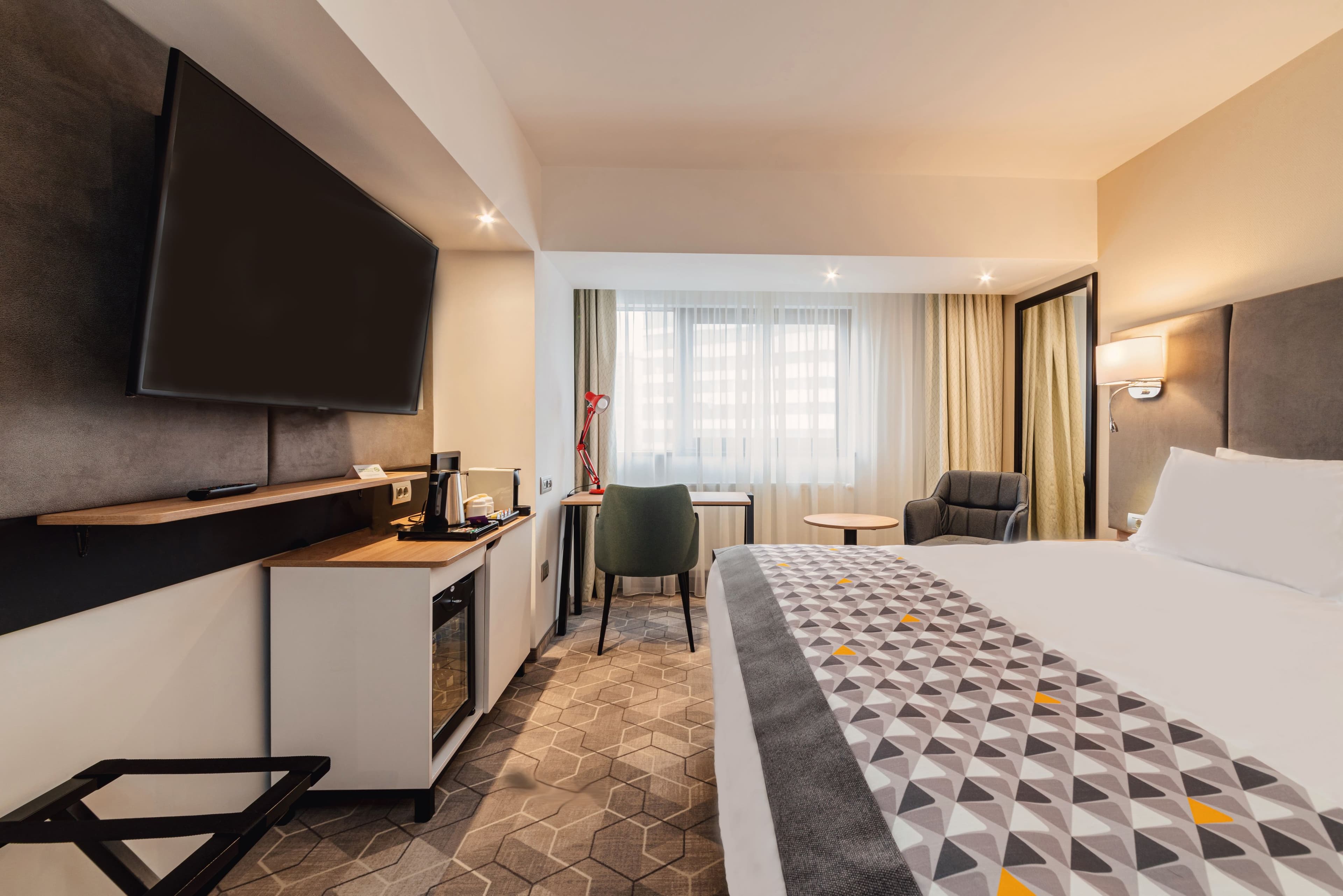 Holiday Inn Bucharest - Times - Image 5