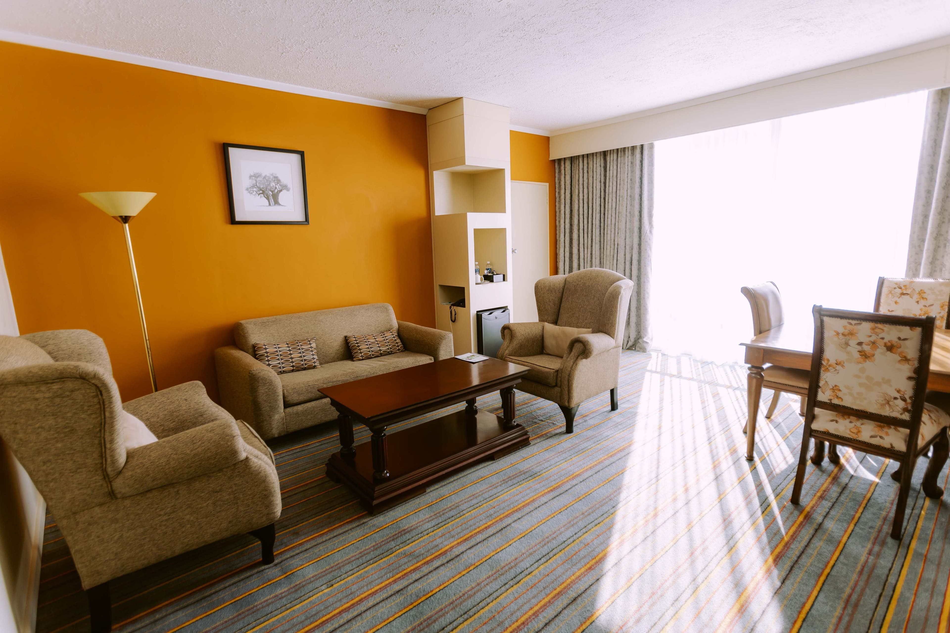 Holiday Inn Bulawayo — 73