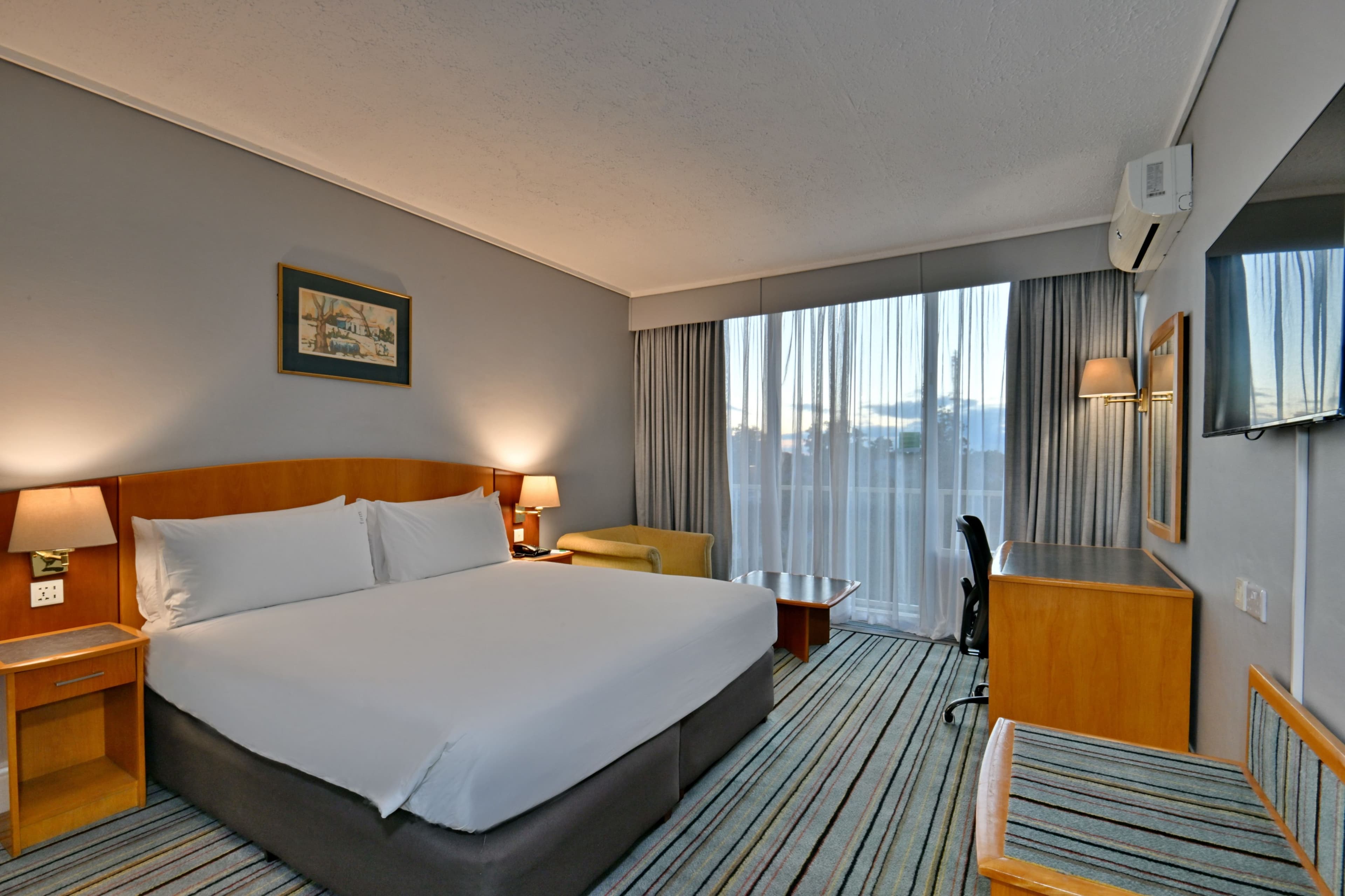 Holiday Inn Bulawayo — 9