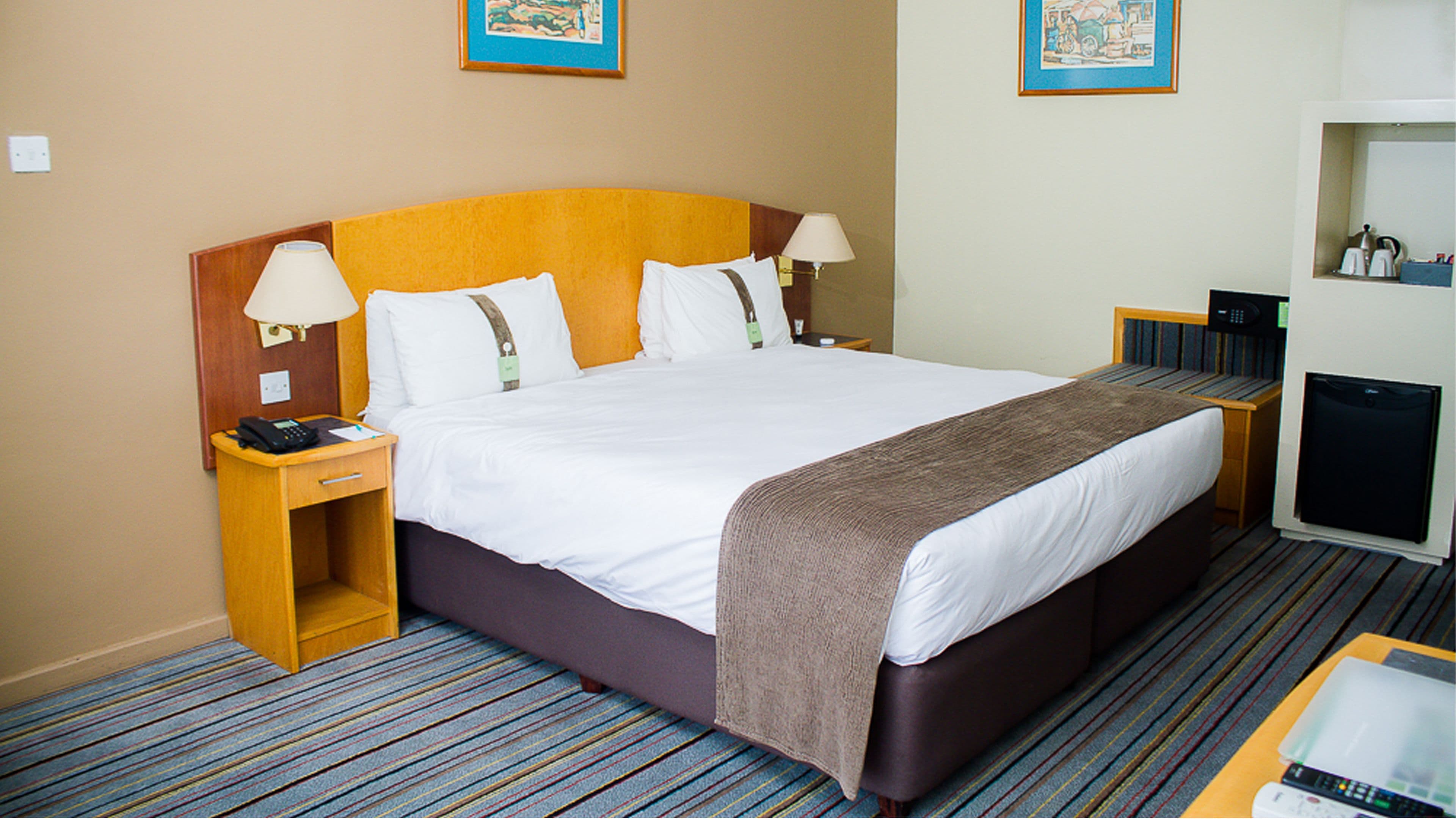 Holiday Inn Bulawayo — 21