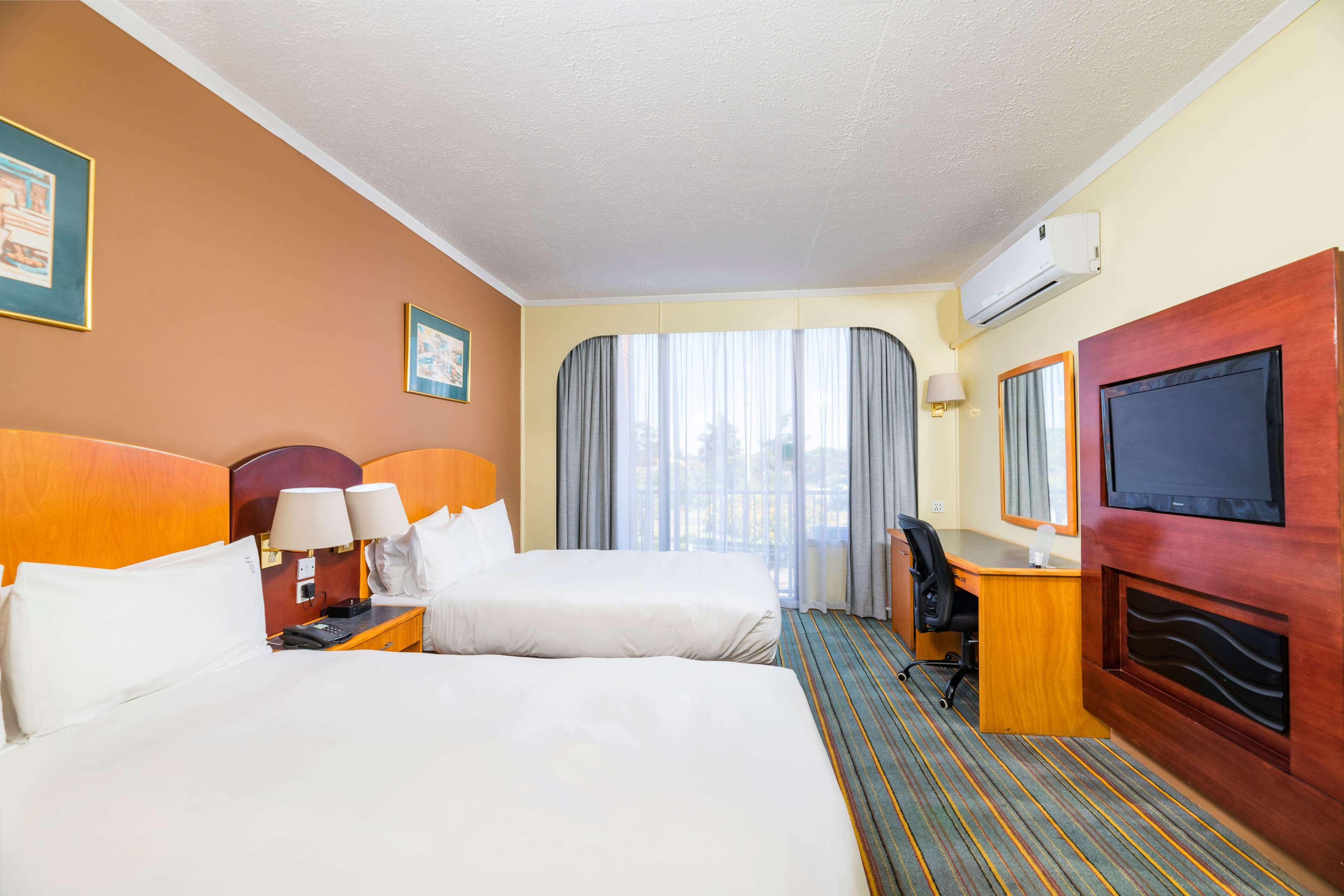 Holiday Inn Bulawayo — 28