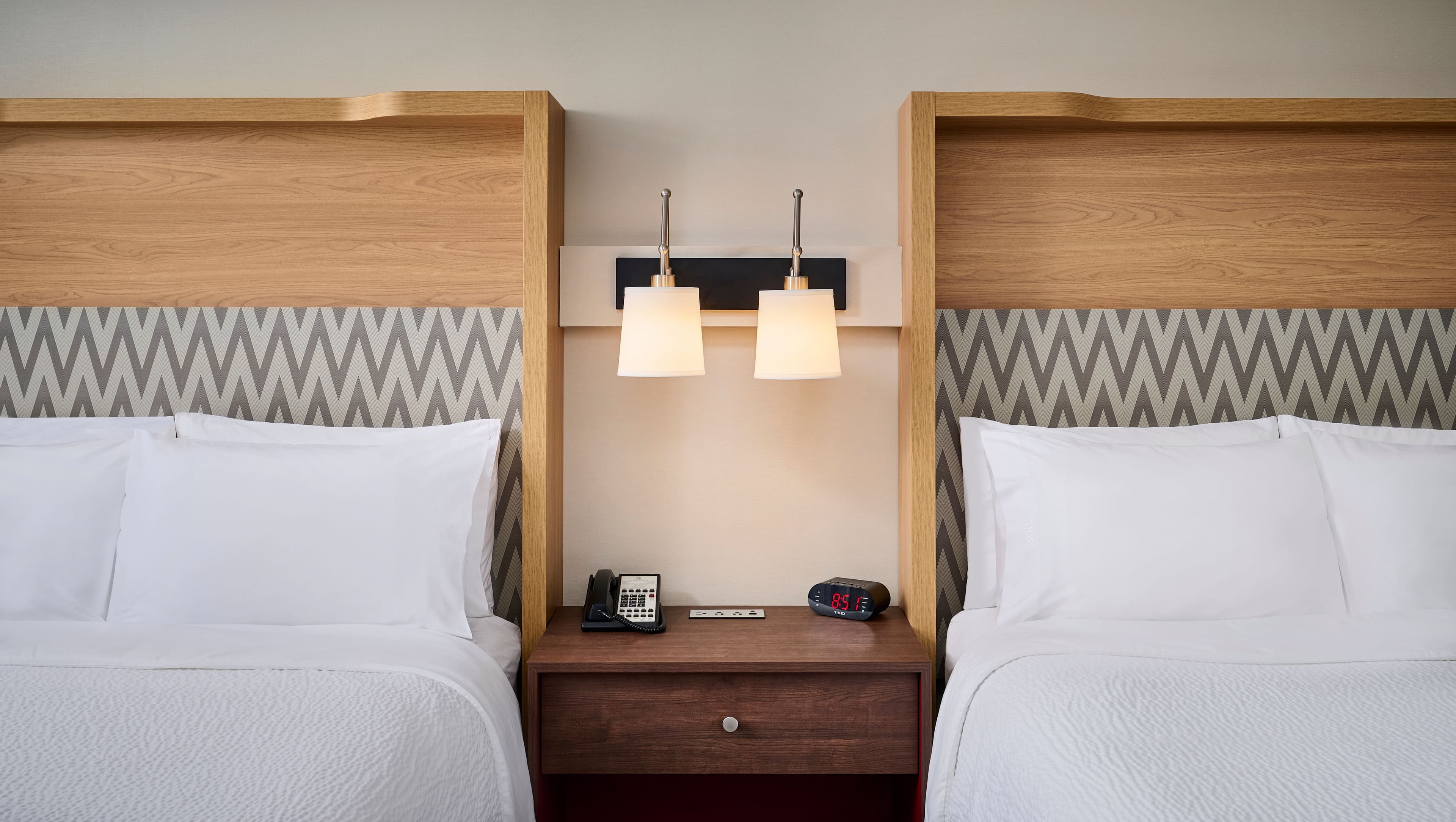 Holiday Inn Burlington Conference Centre — 12