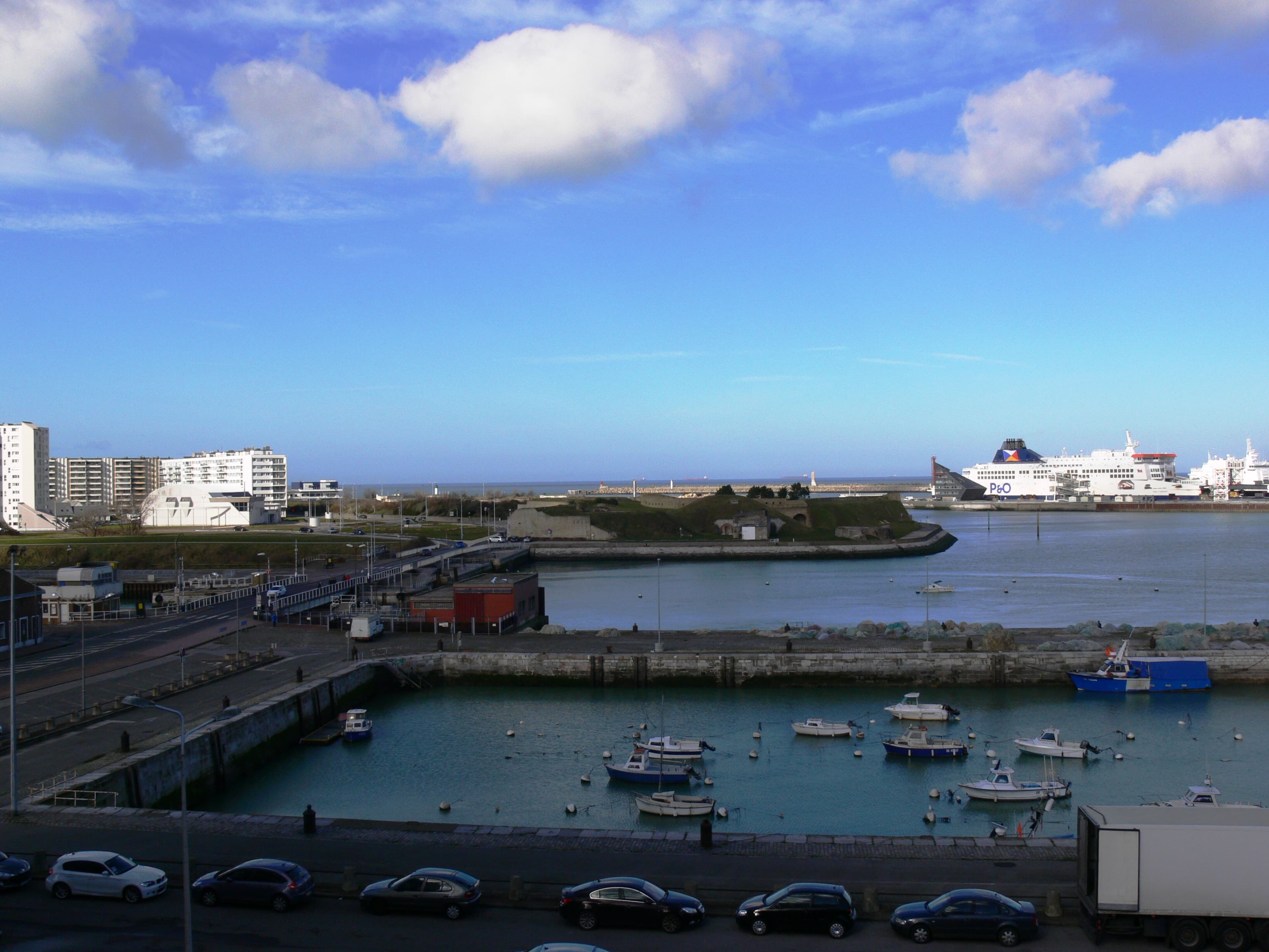 Holiday Inn Calais - Image 5