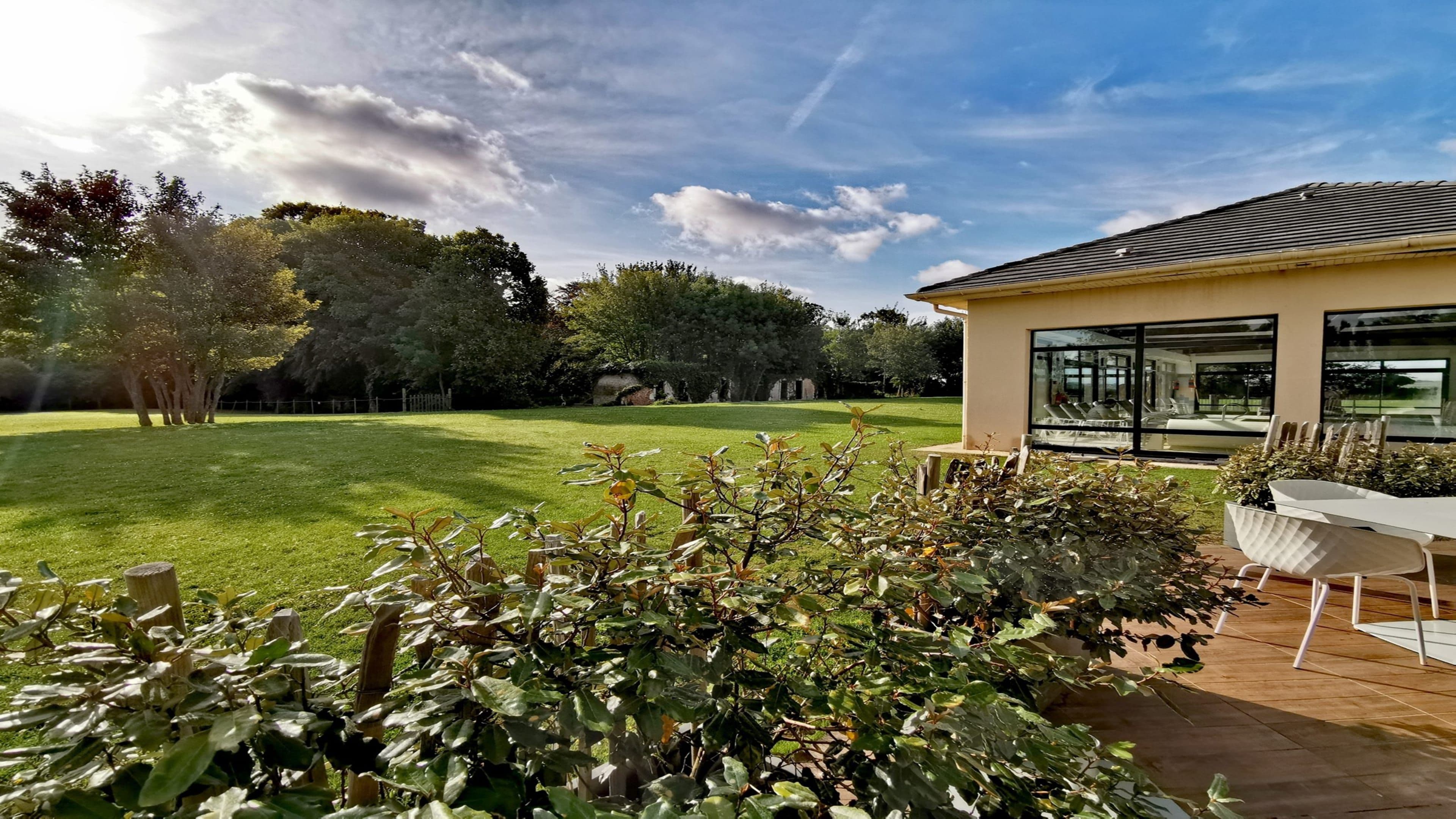 Holiday Inn Calais - Coquelles - Image 1