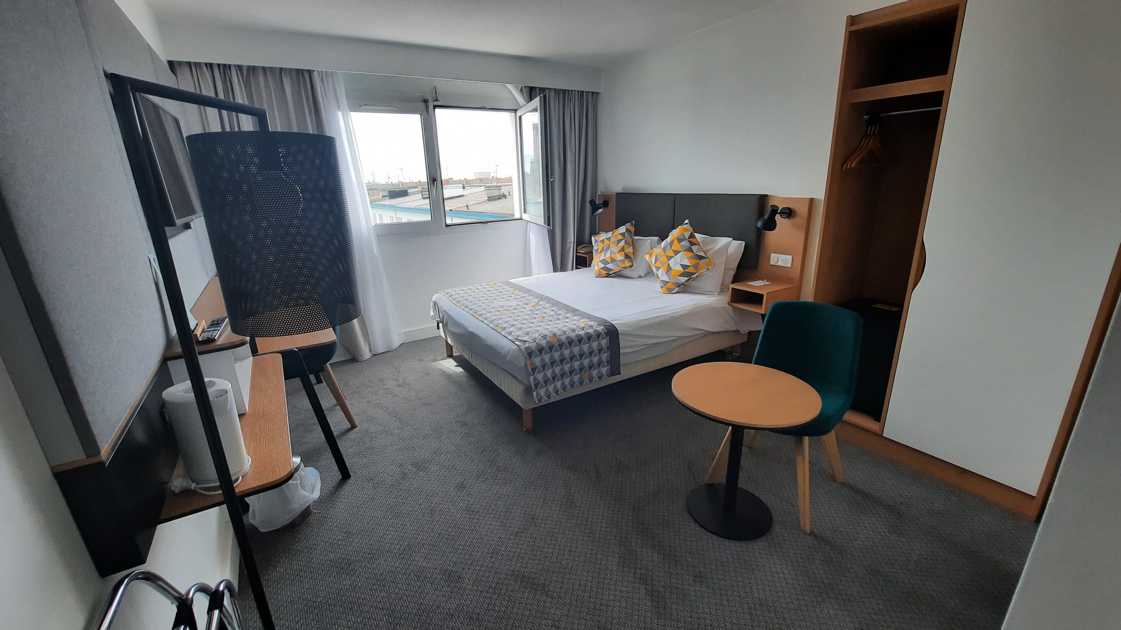Holiday Inn Calais — 7