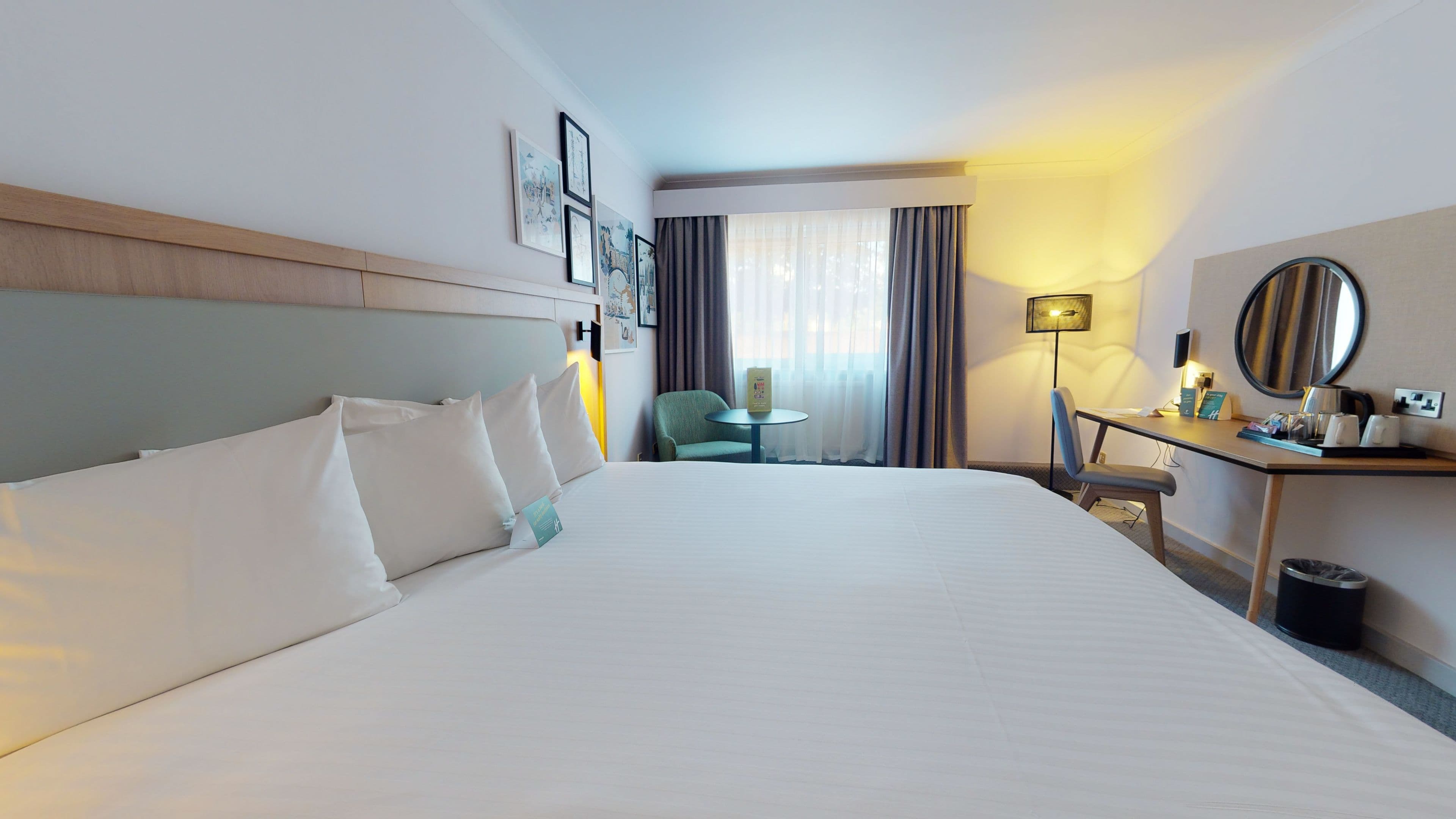 Holiday Inn Cambridge — 10