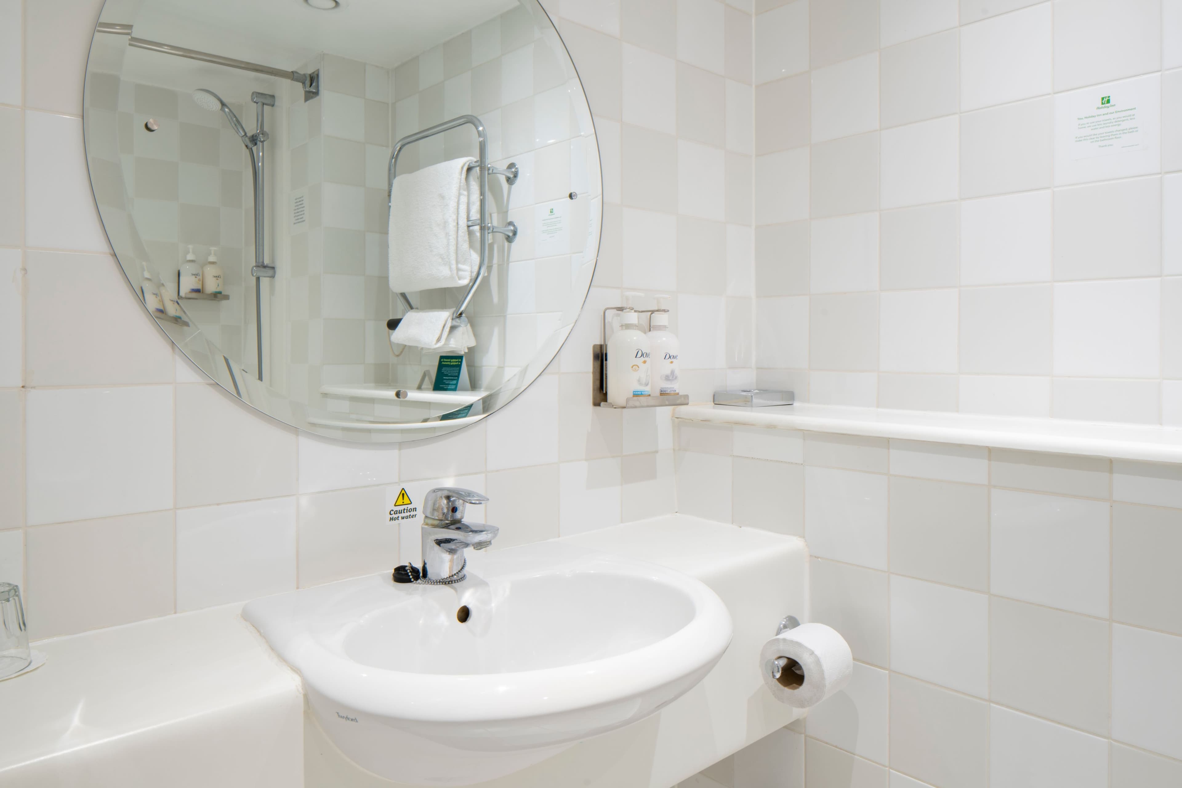 Holiday Inn Cambridge — 11