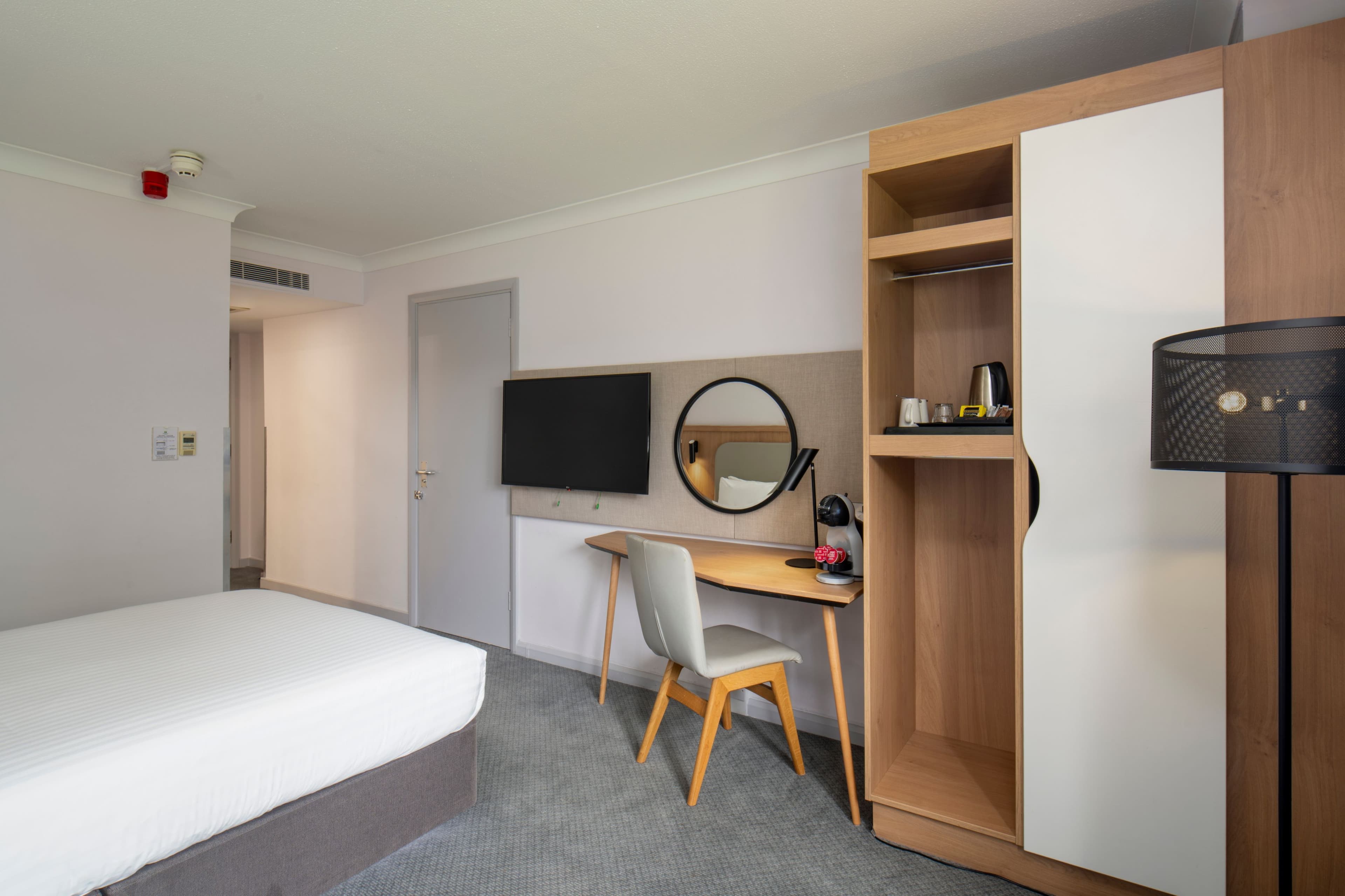 Holiday Inn Cambridge — 23