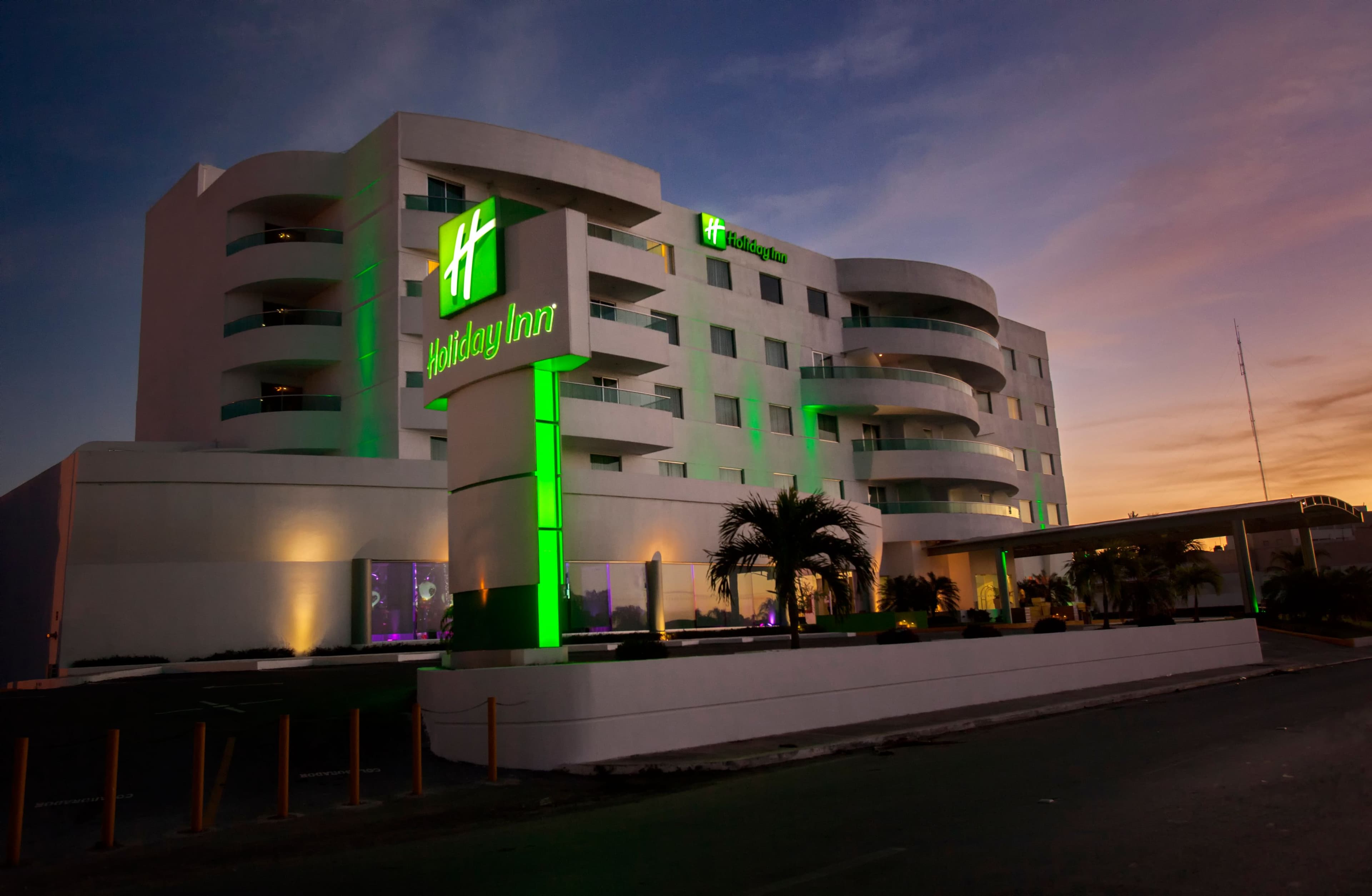 Holiday Inn Campeche - Image 1